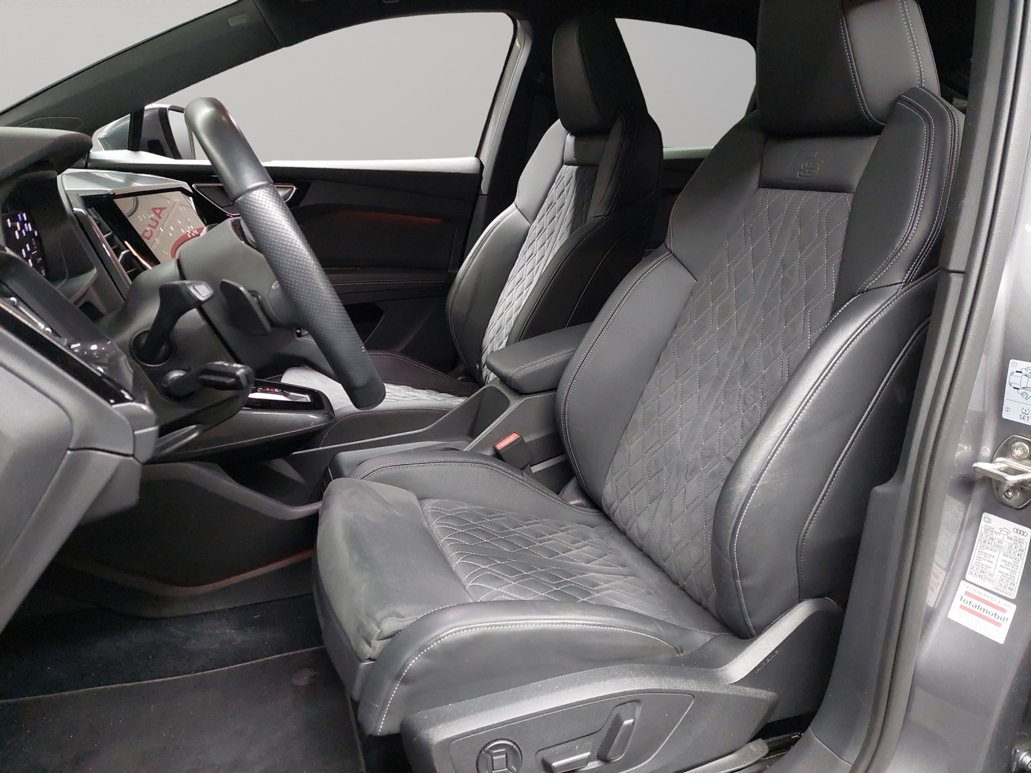 listing desktop thumbnail image 5