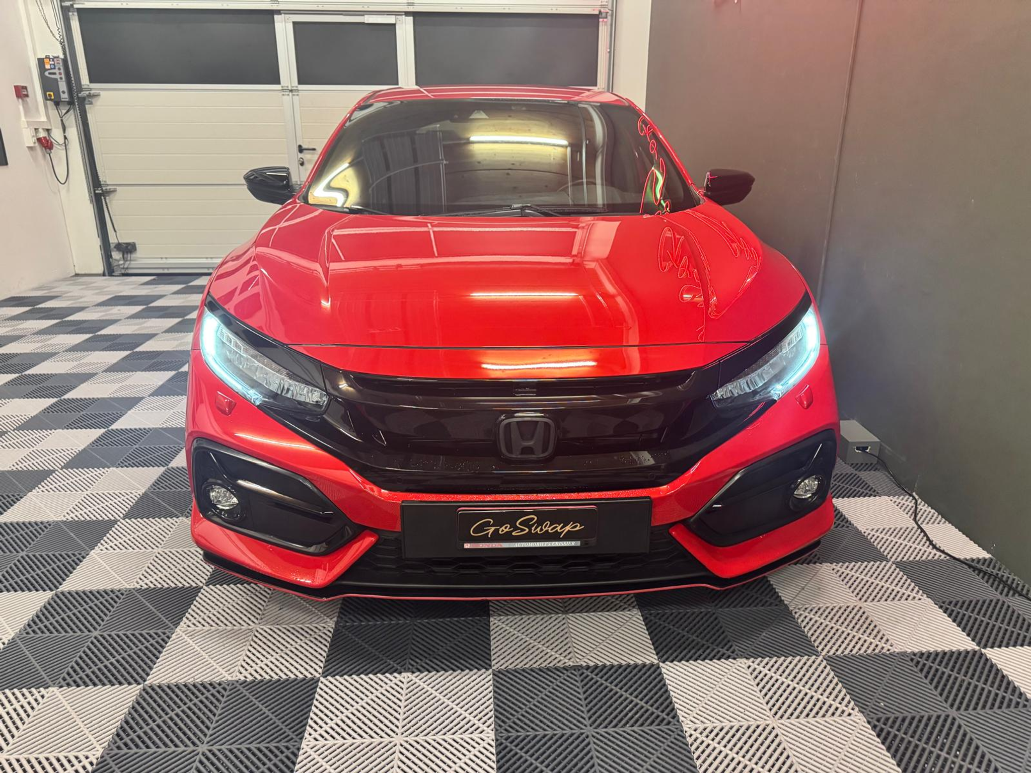 listing desktop thumbnail image 8