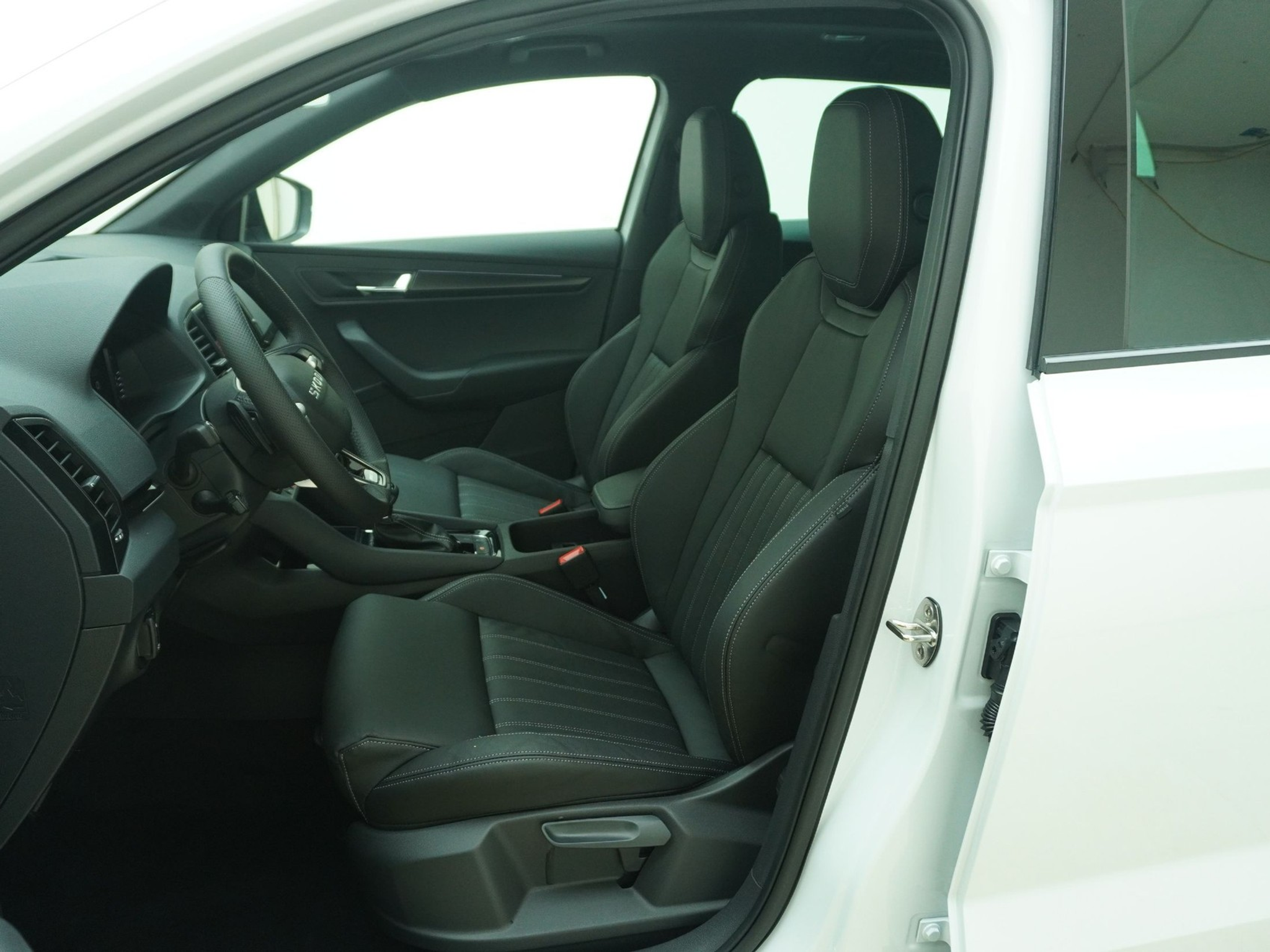 listing desktop thumbnail image 12