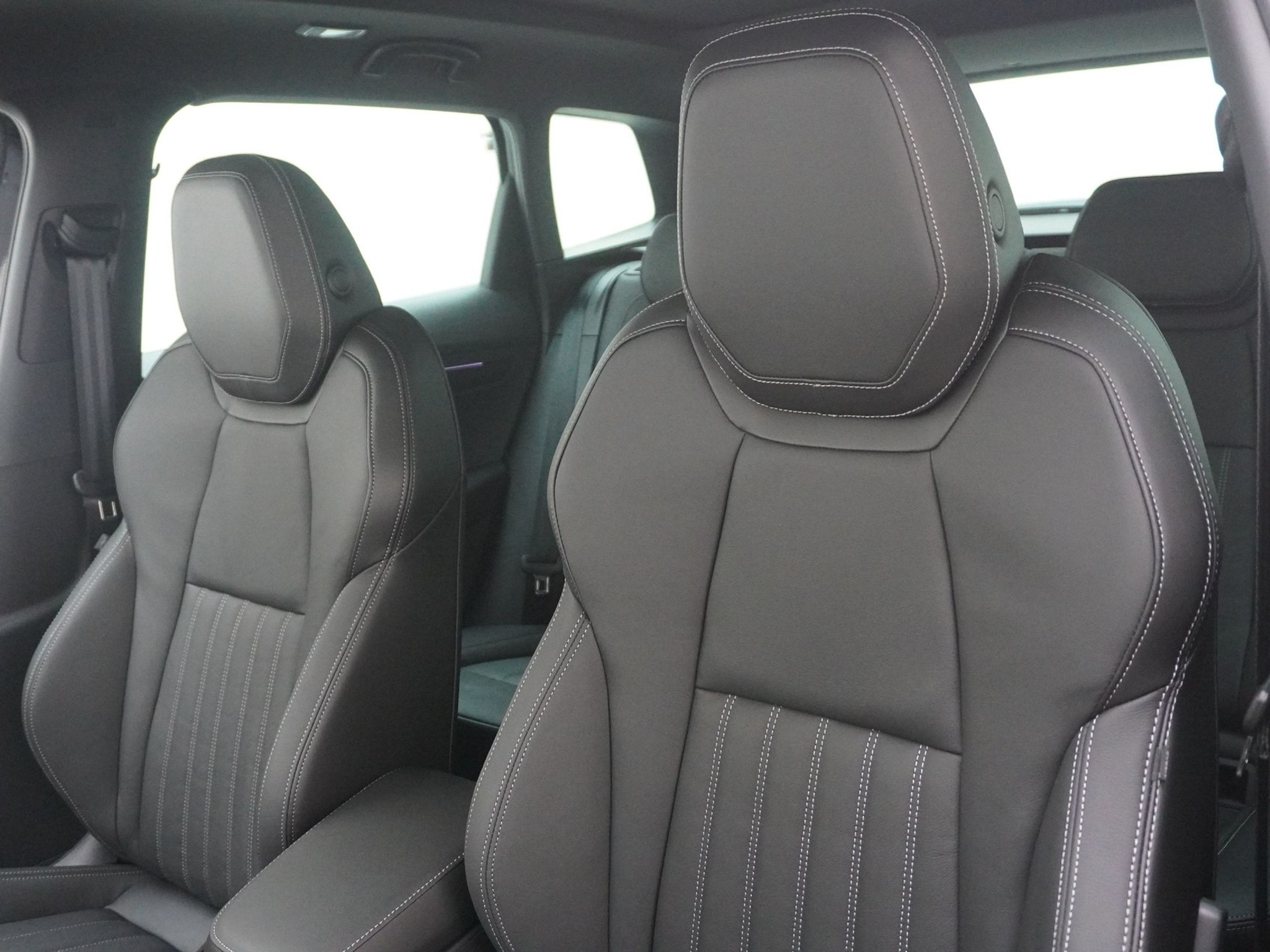 listing desktop thumbnail image 13