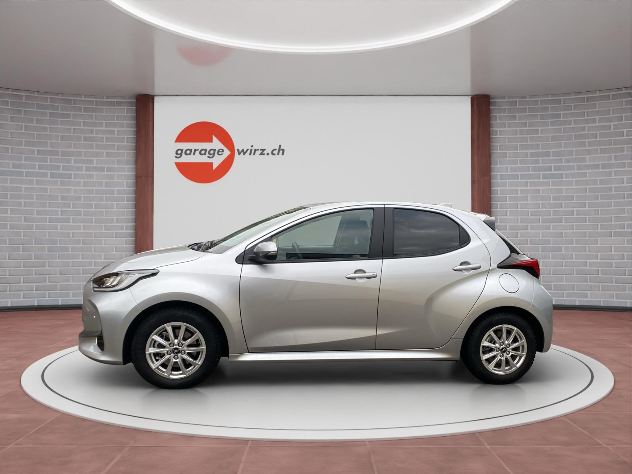 listing desktop thumbnail image 1