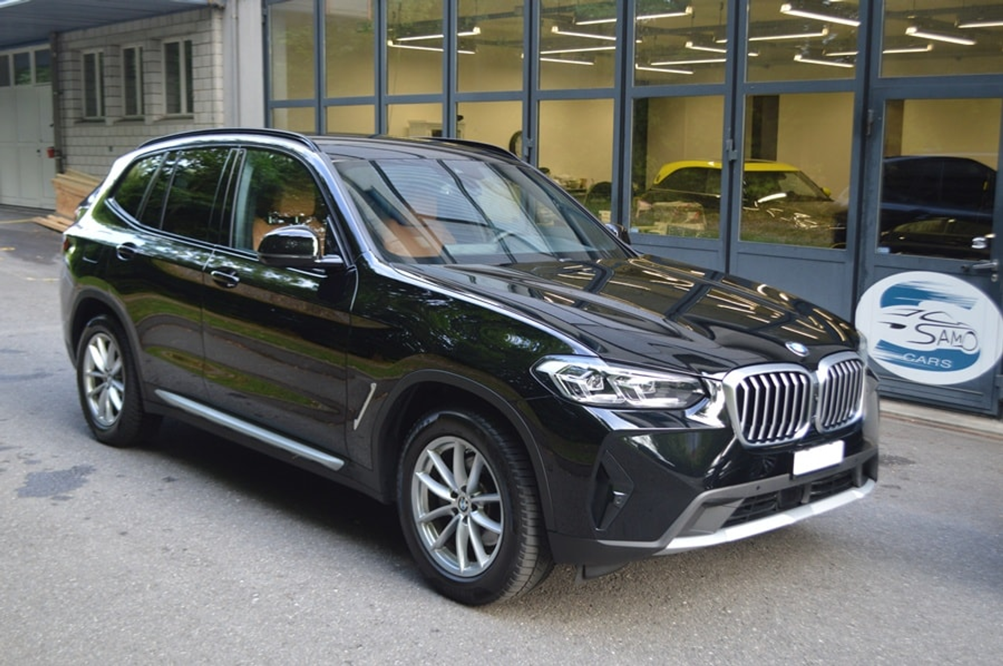 listing desktop thumbnail image 15