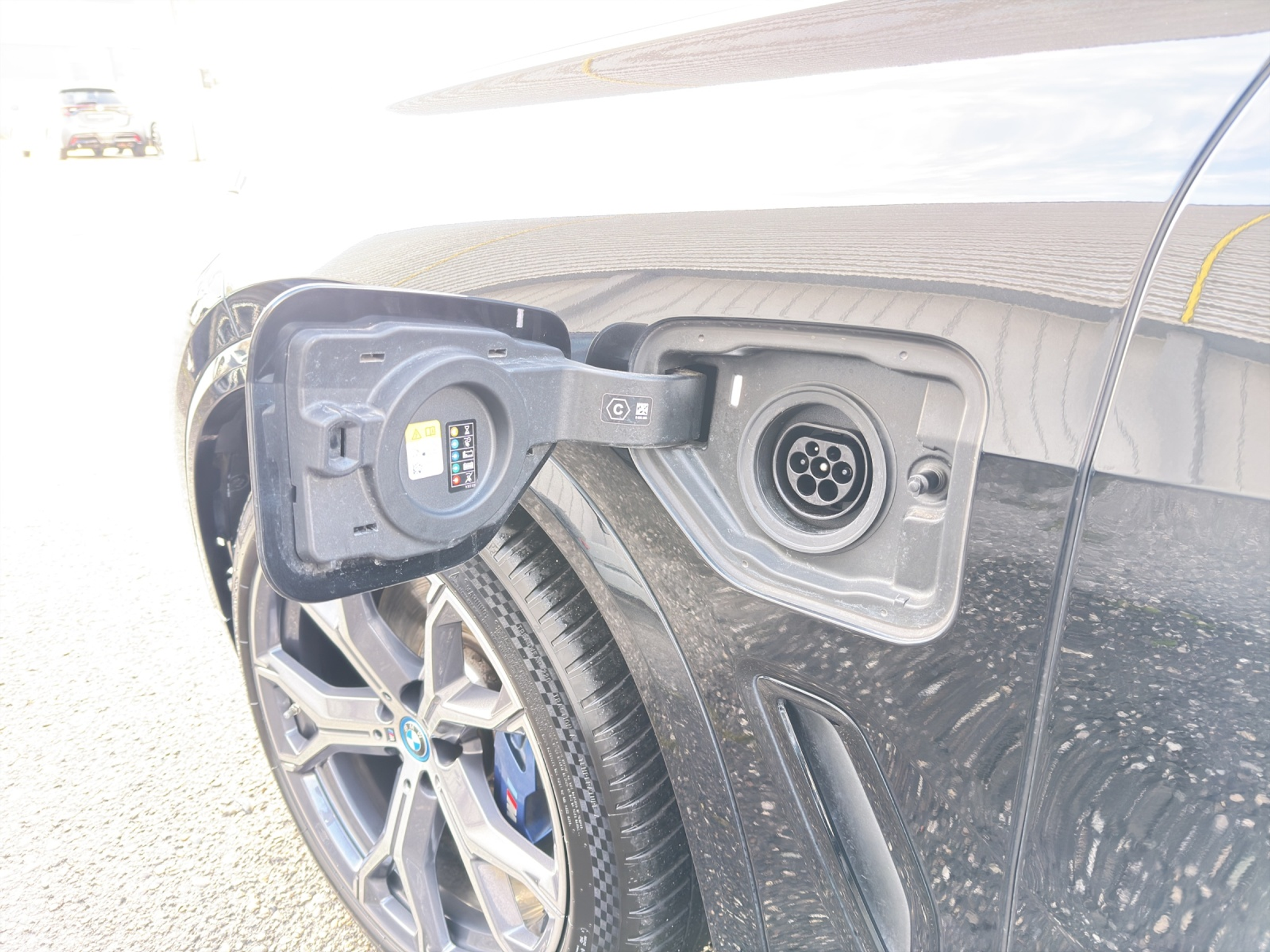 listing desktop thumbnail image 20