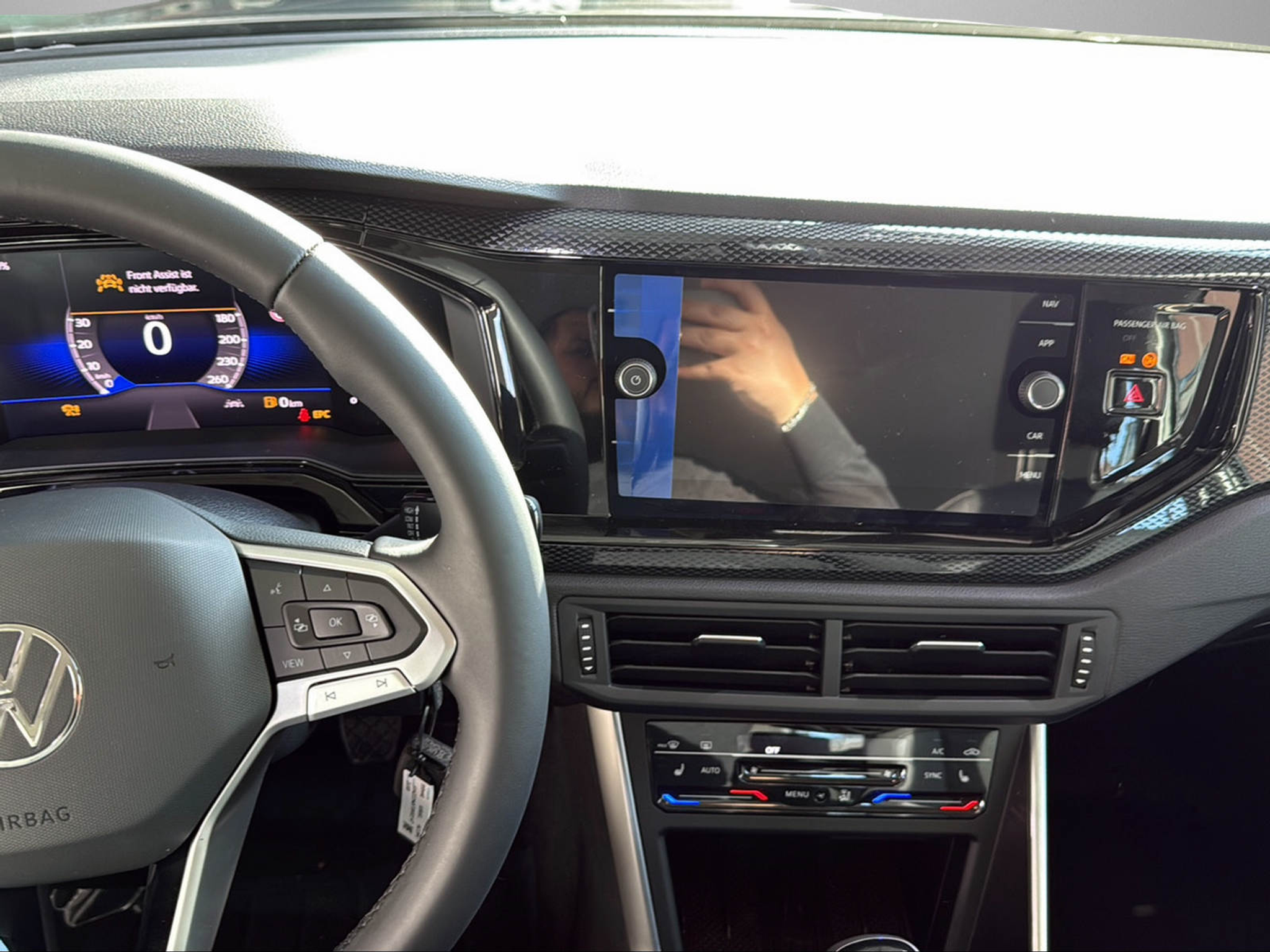 listing desktop thumbnail image 7