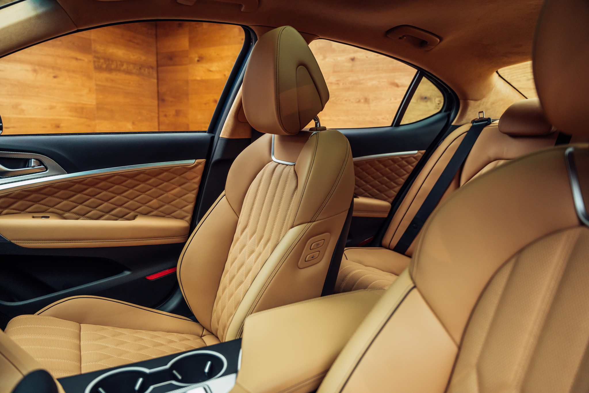 listing desktop thumbnail image 7