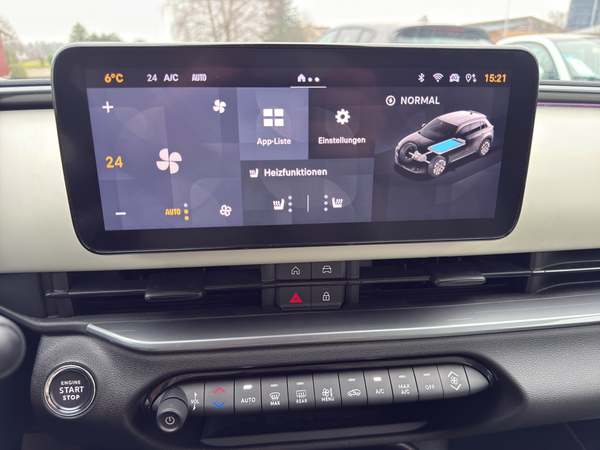 listing desktop thumbnail image 24