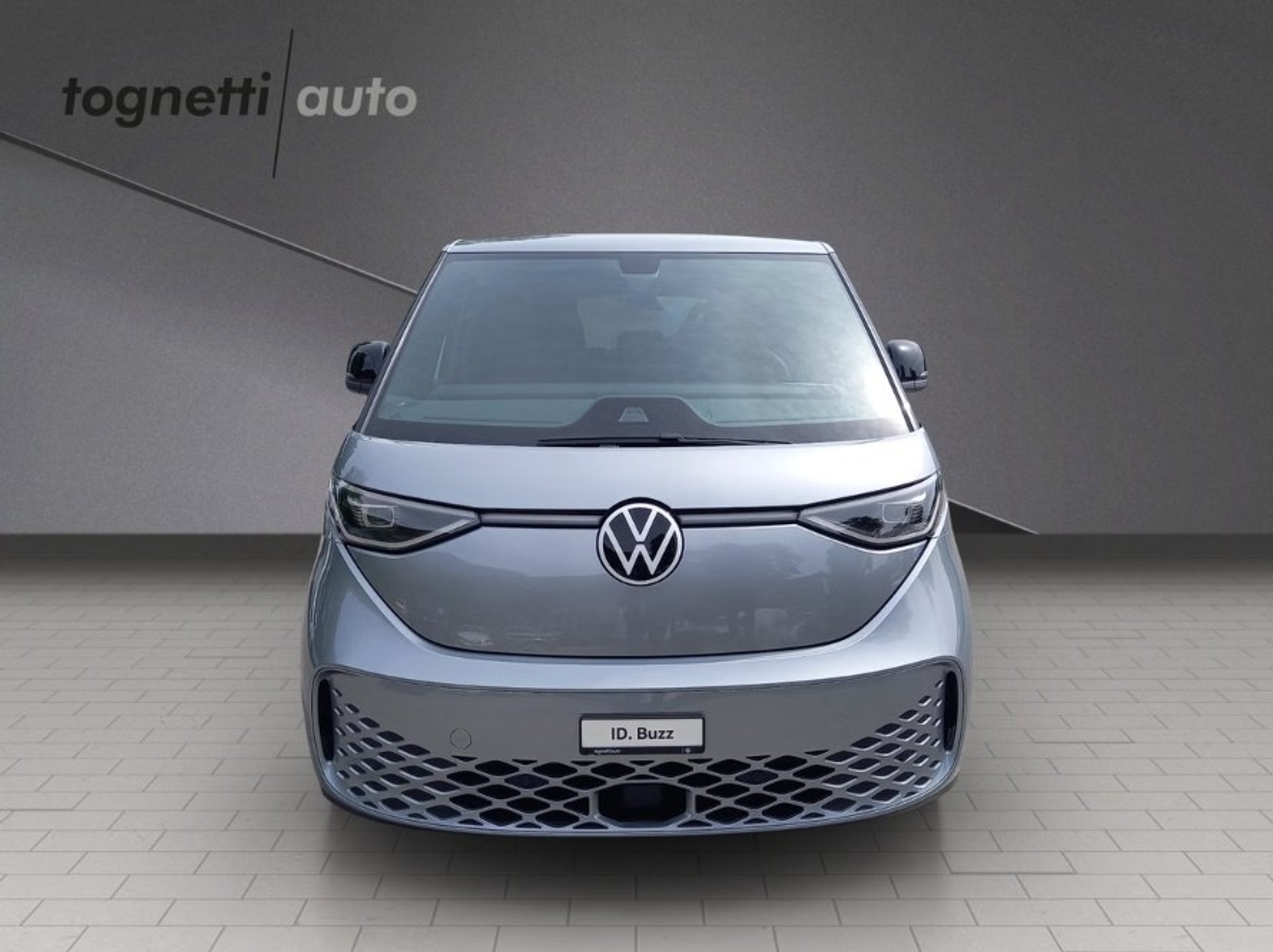 listing desktop thumbnail image 4