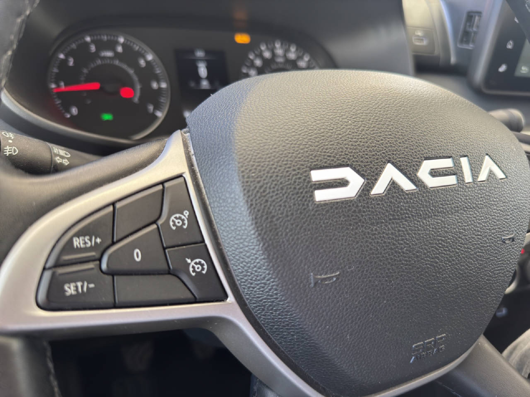 listing desktop thumbnail image 10