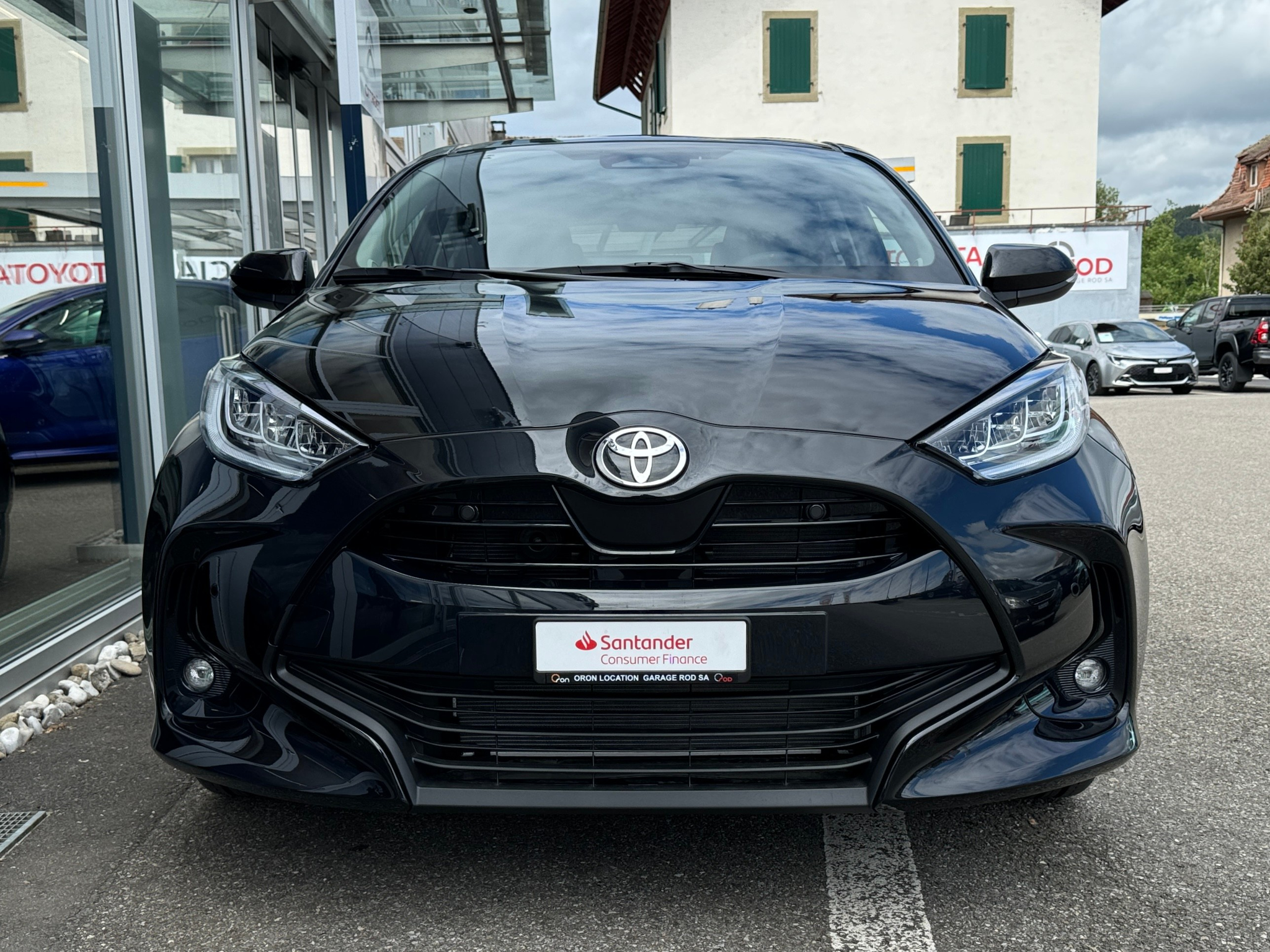 listing desktop thumbnail image 2