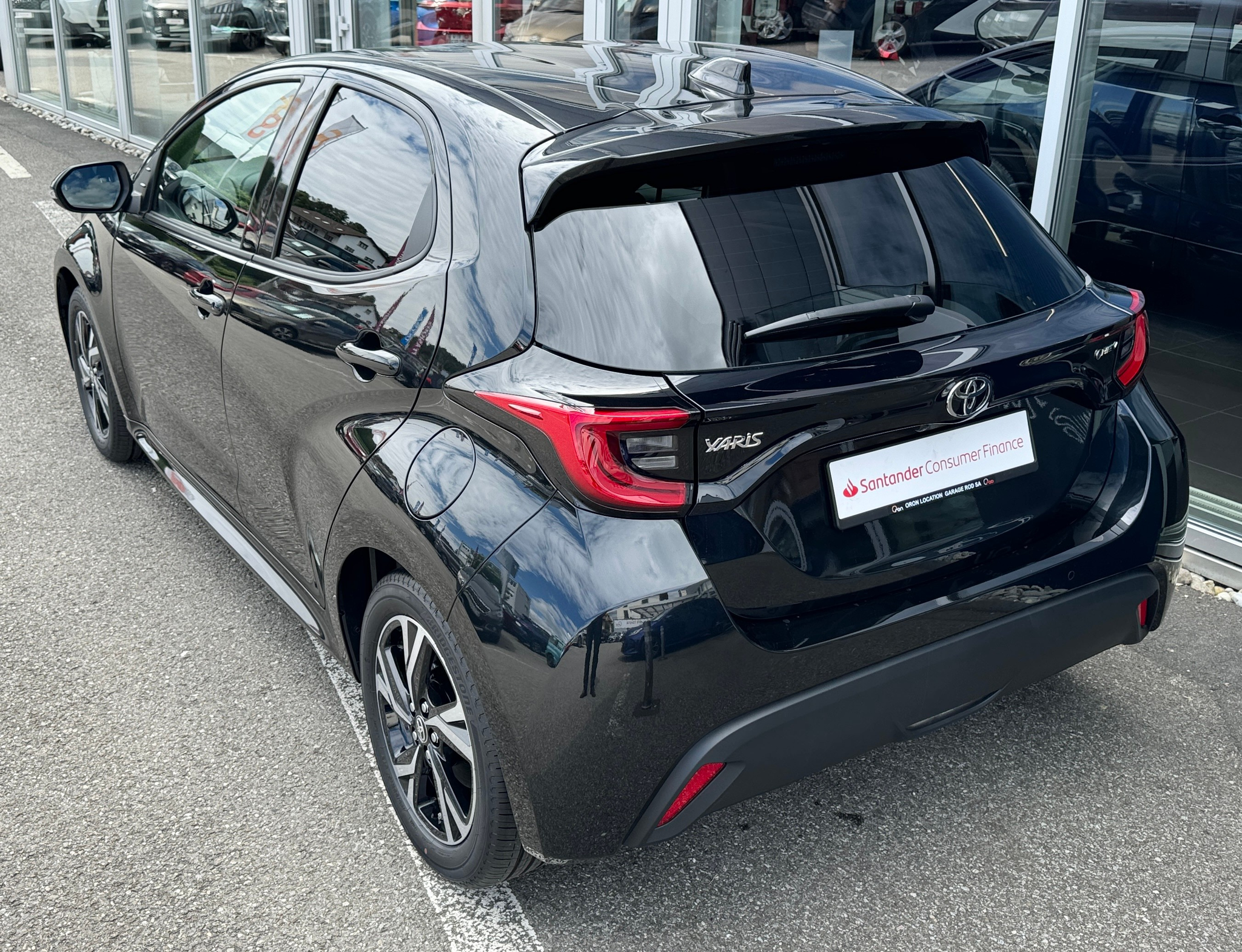 listing desktop thumbnail image 6