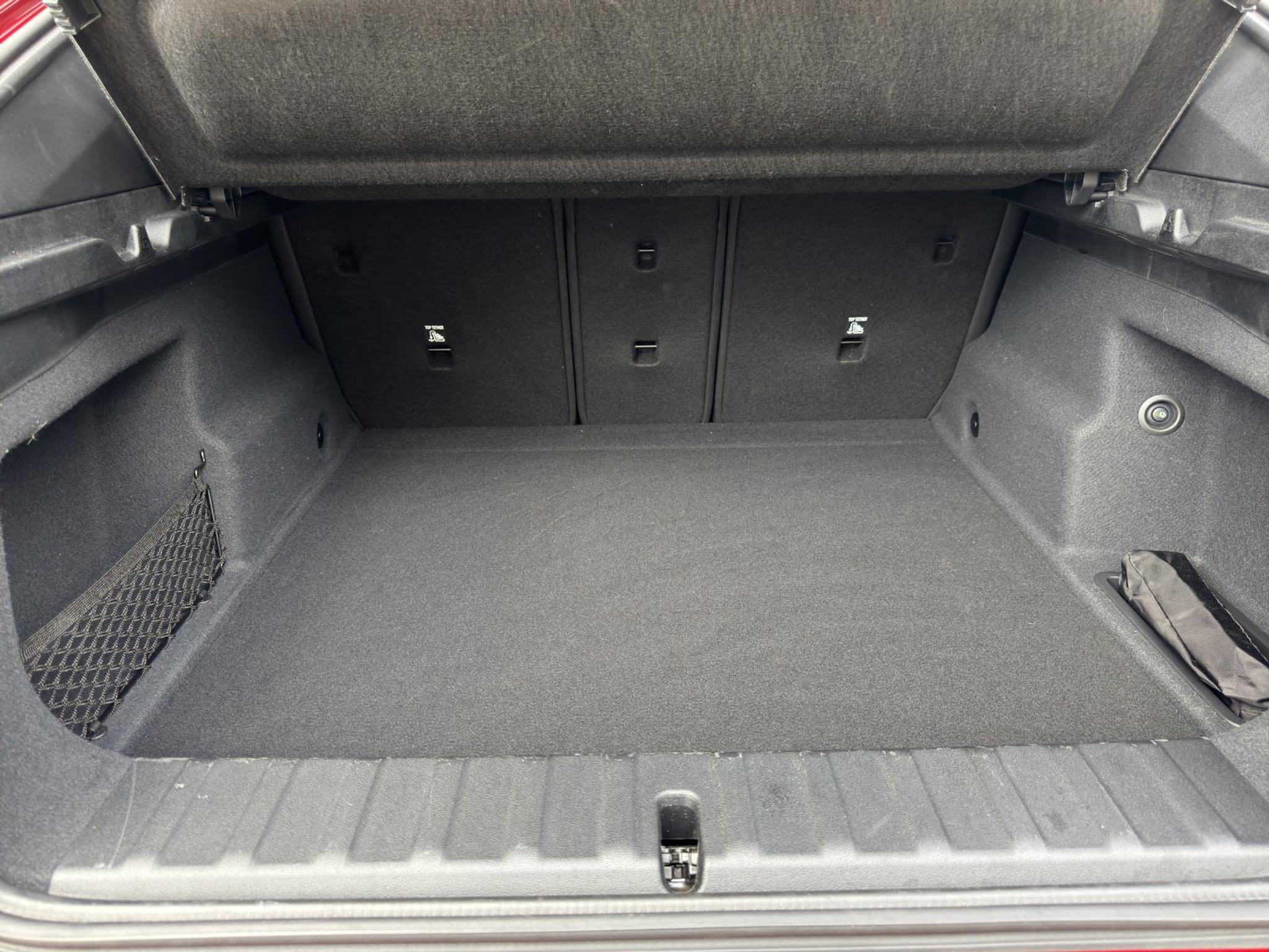 listing desktop thumbnail image 17