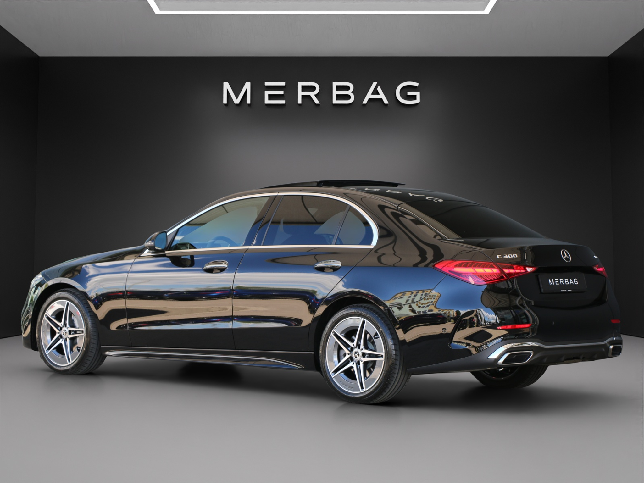 listing desktop thumbnail image 2