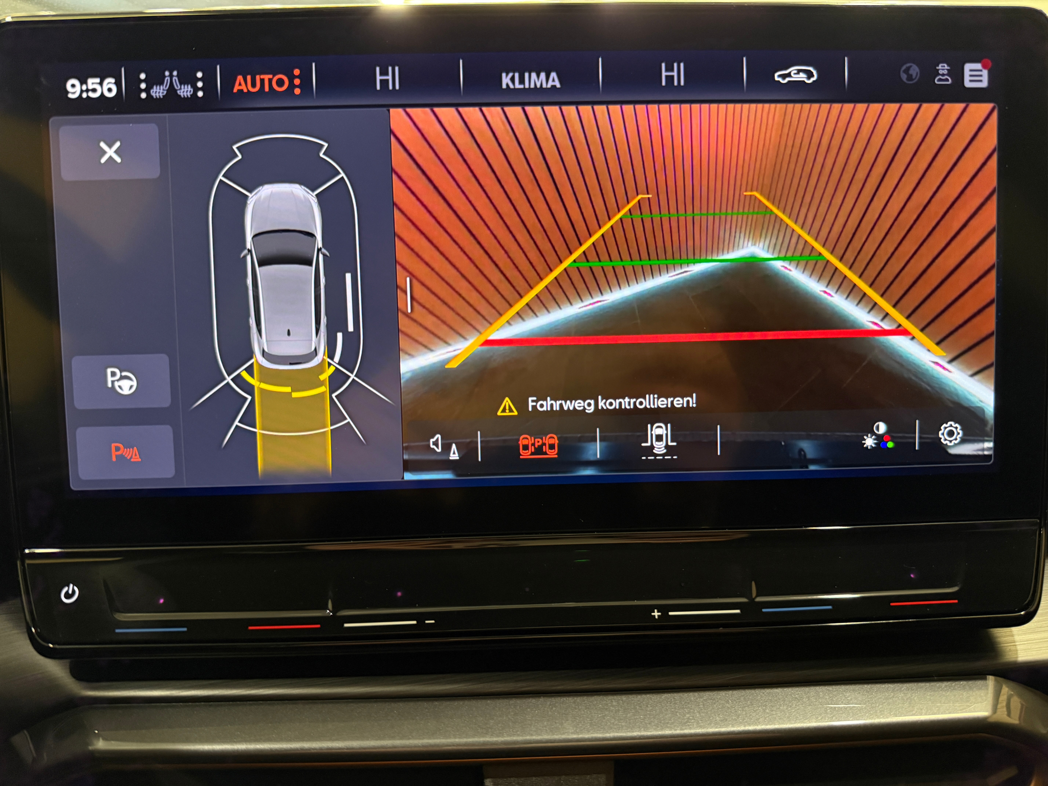 listing desktop thumbnail image 9