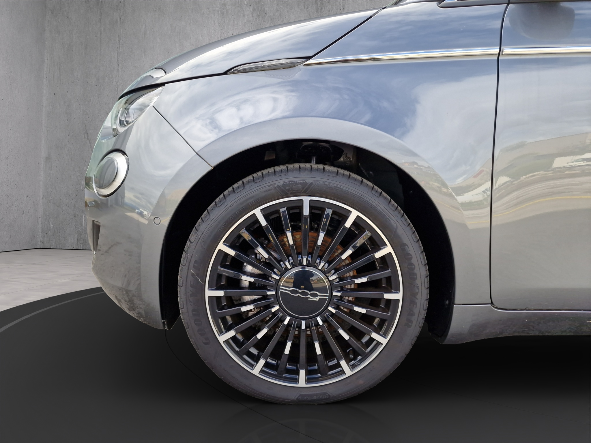 listing desktop thumbnail image 14