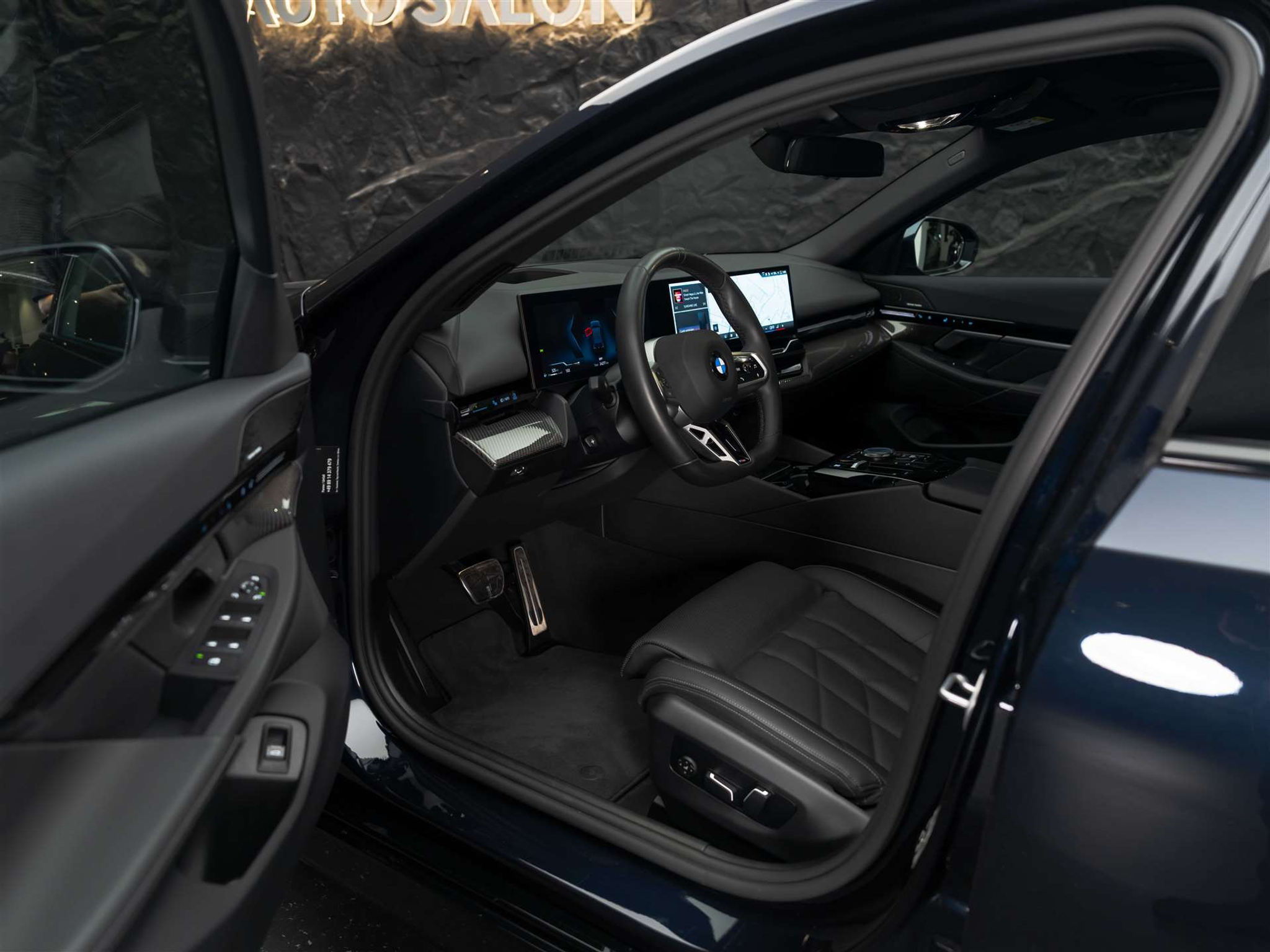 listing desktop thumbnail image 7