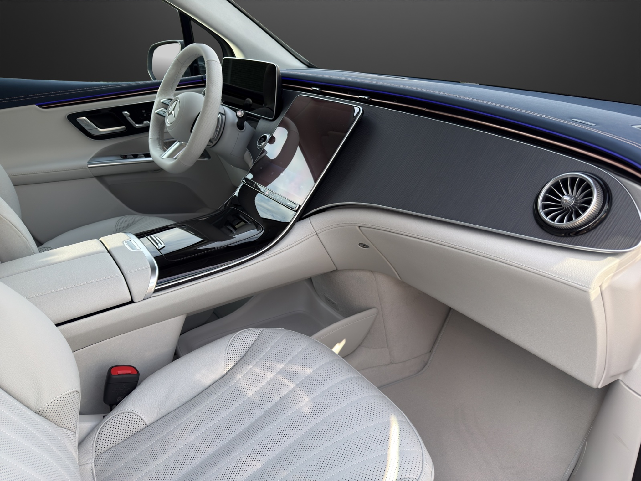 listing desktop thumbnail image 11