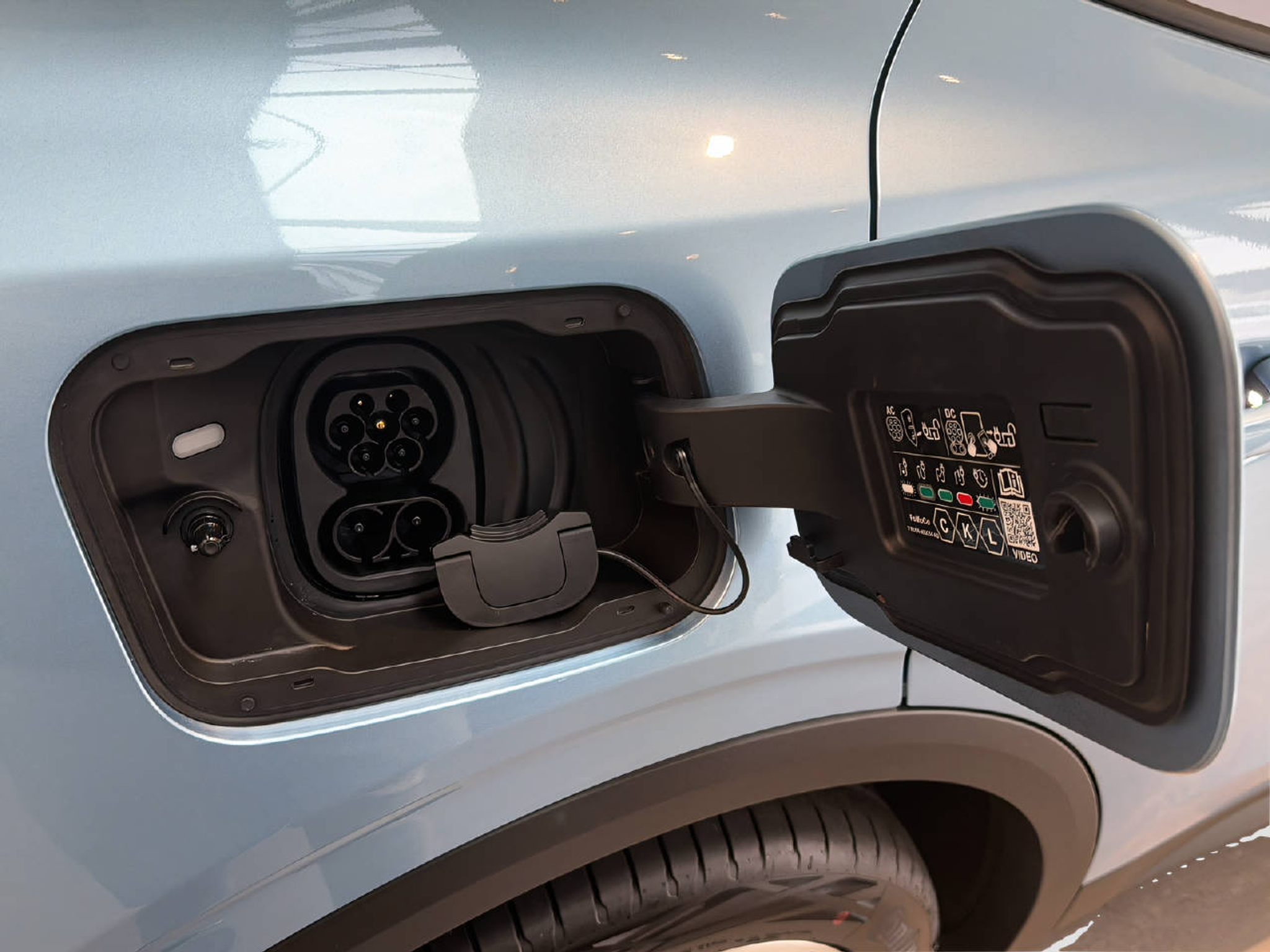 listing desktop thumbnail image 13