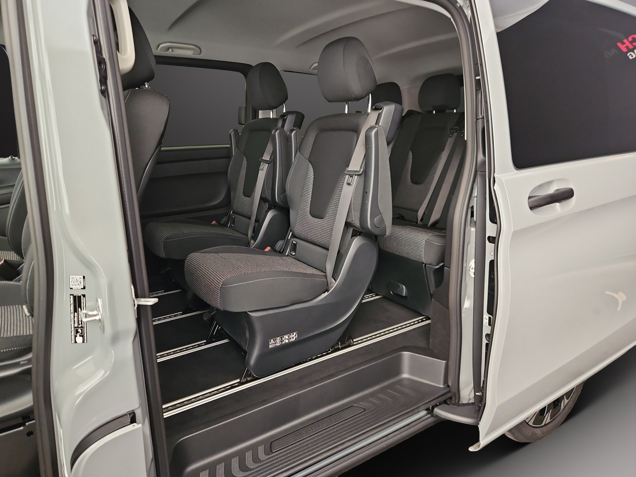 listing desktop thumbnail image 8