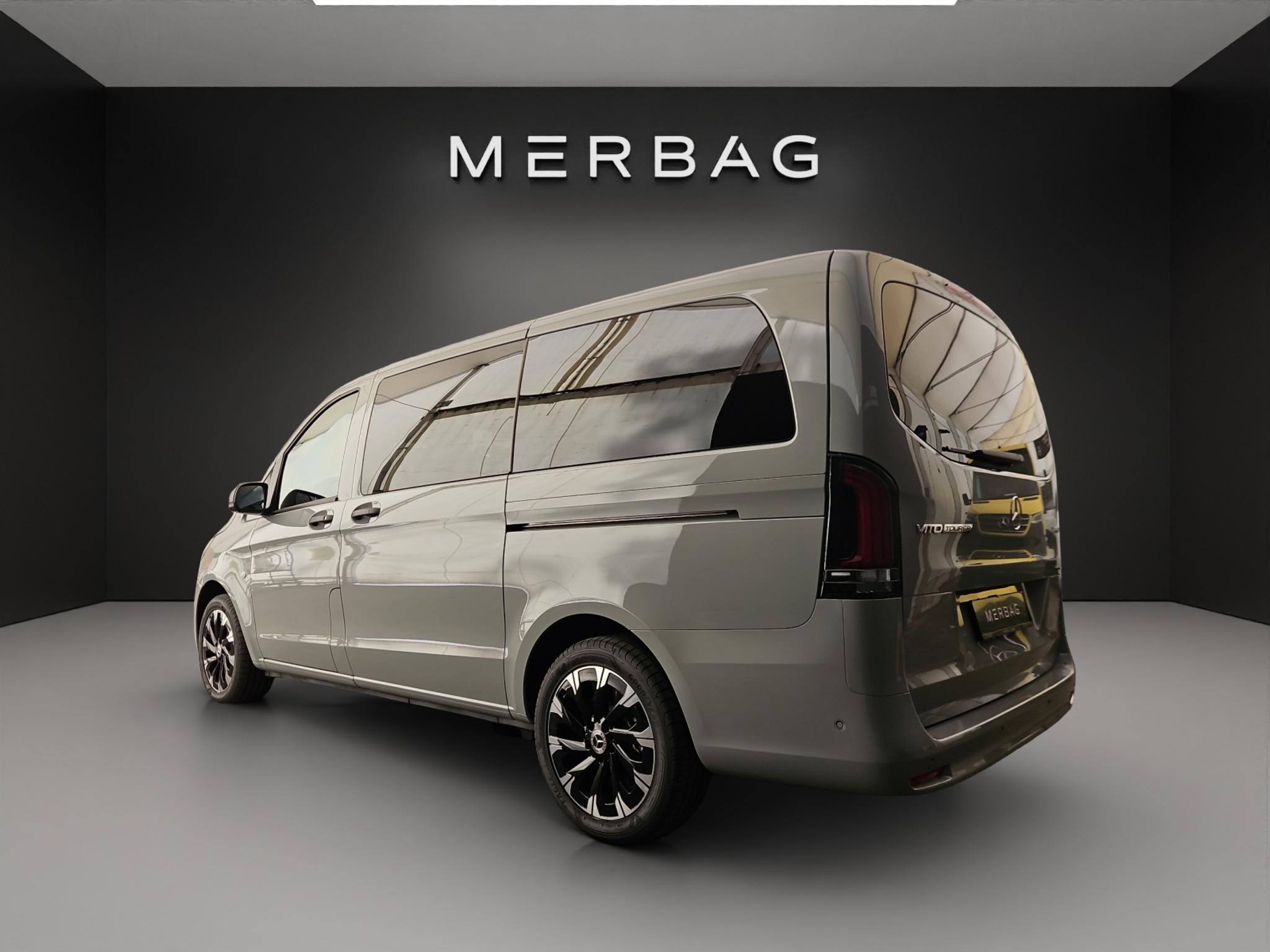 listing desktop thumbnail image 3