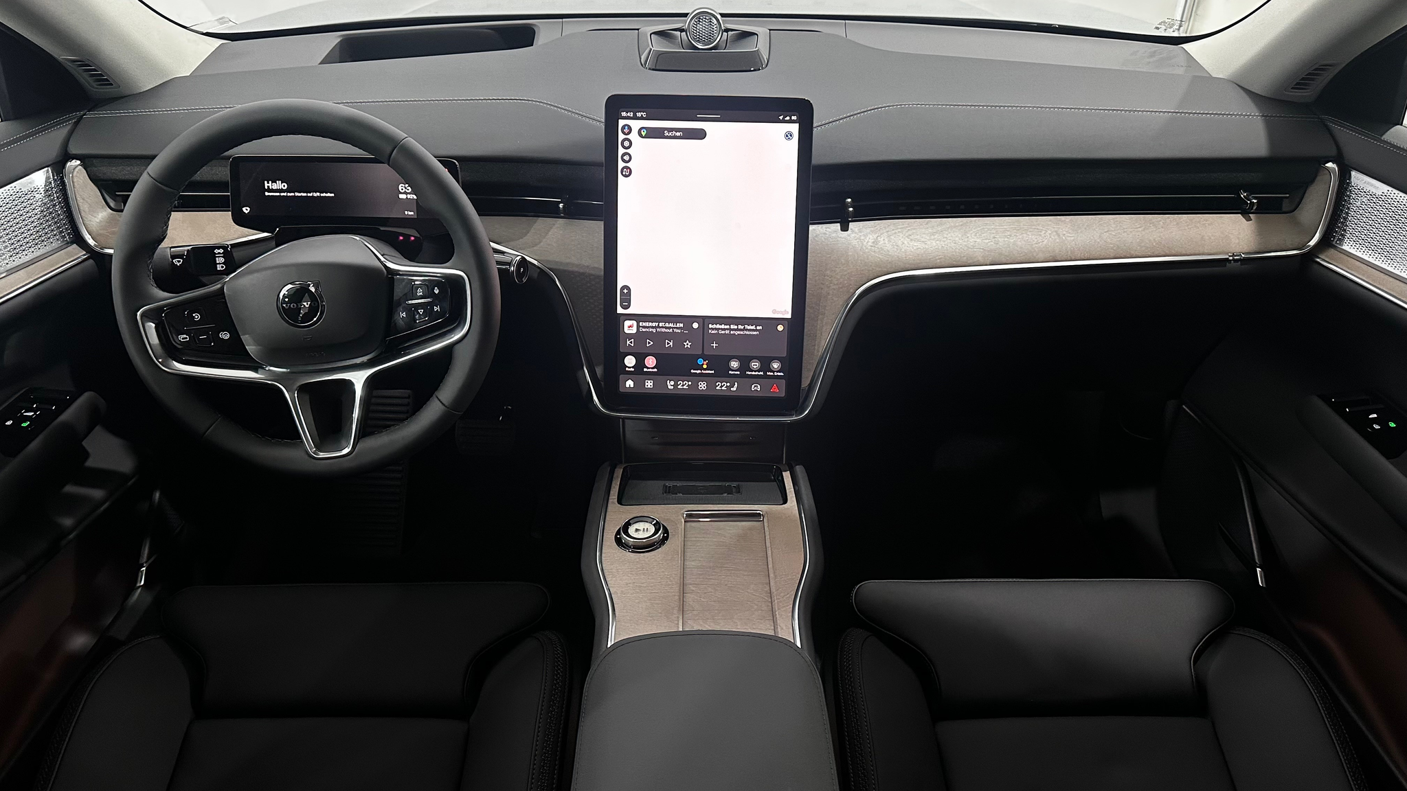 listing desktop thumbnail image 4