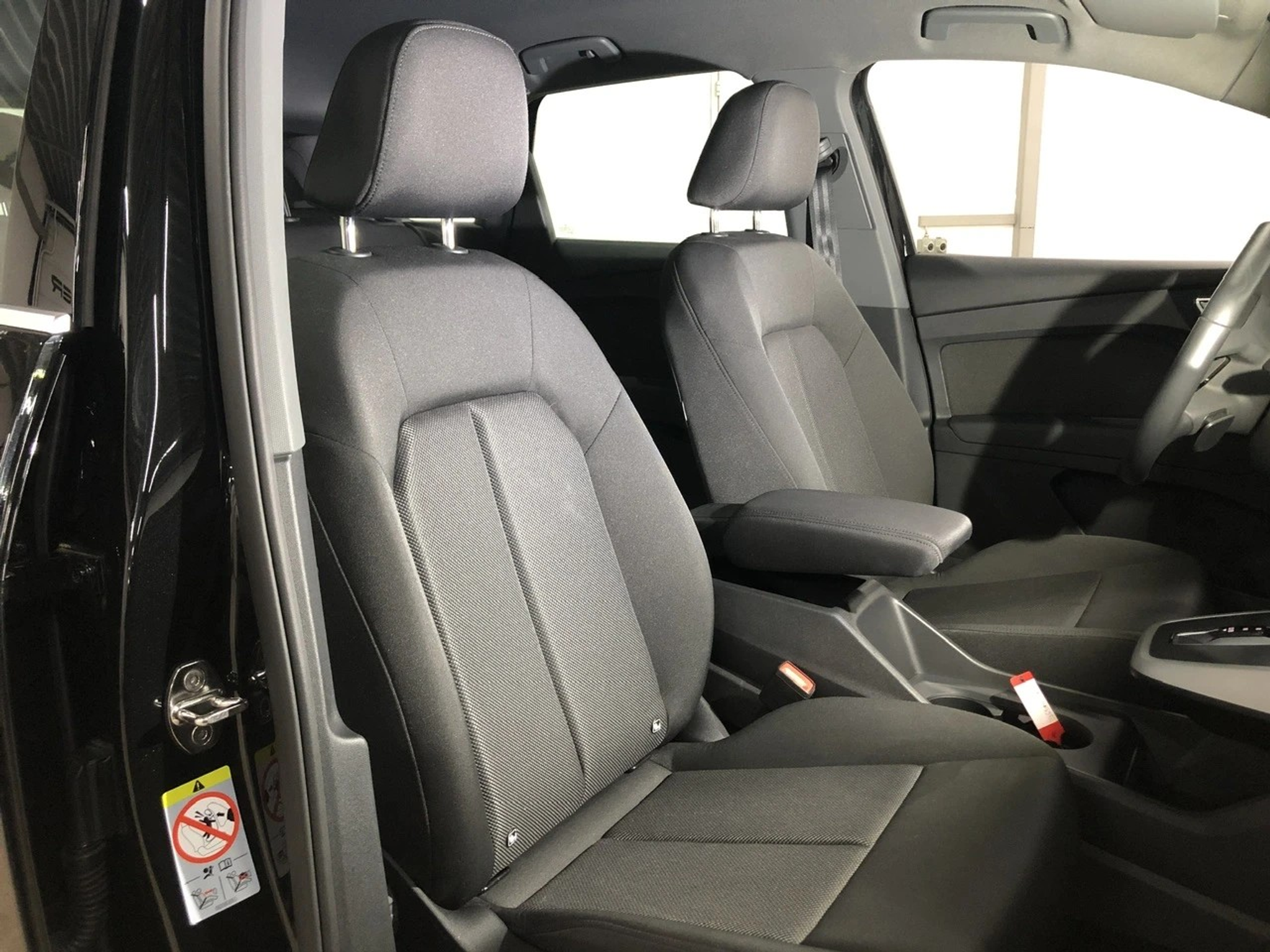 listing desktop thumbnail image 6