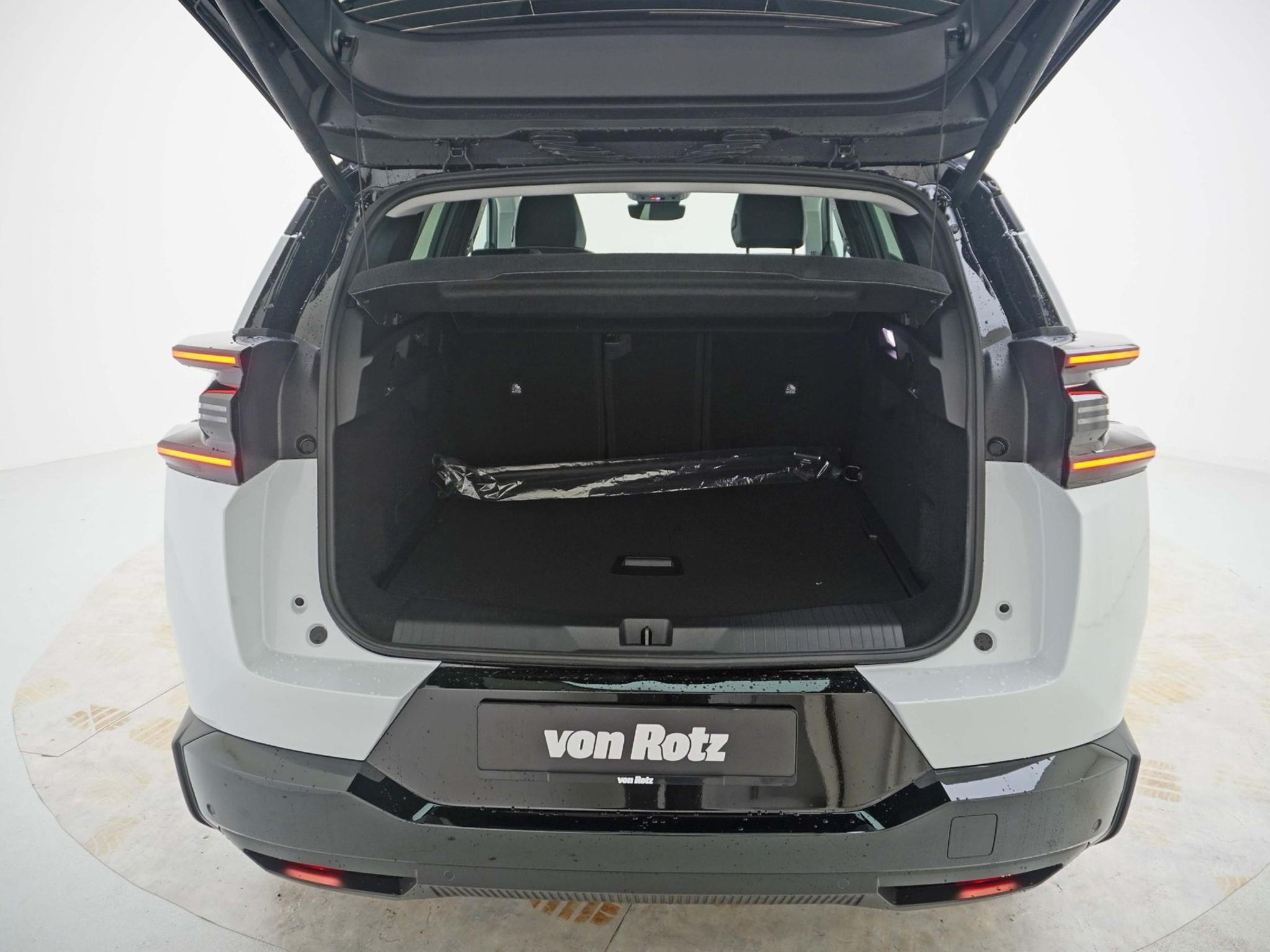 listing desktop thumbnail image 15