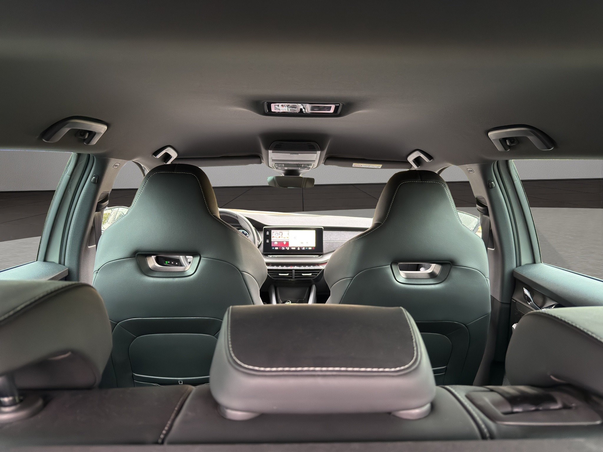 listing desktop thumbnail image 7