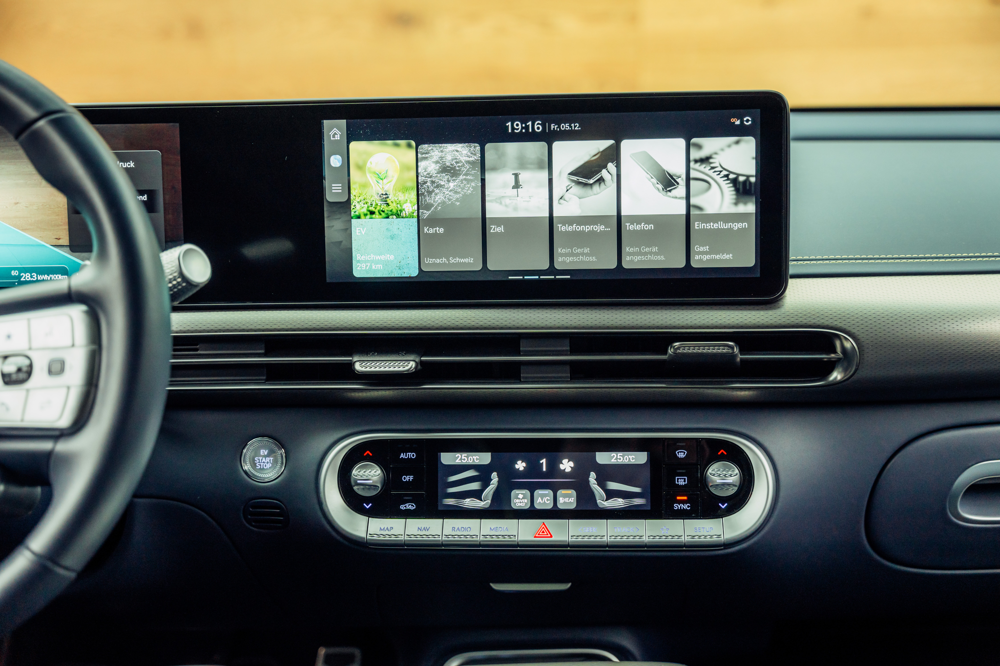 listing desktop thumbnail image 15