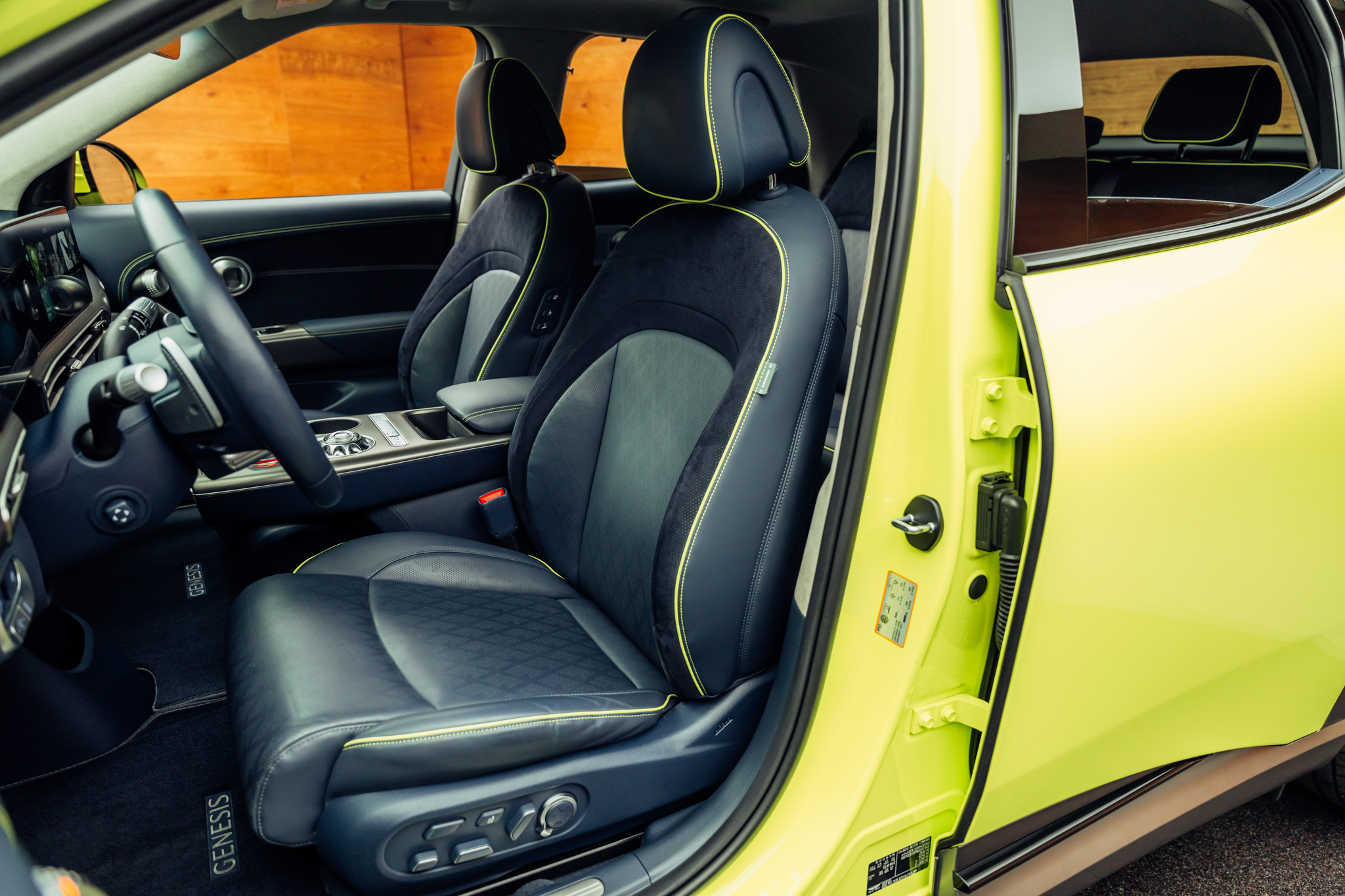 listing desktop thumbnail image 7