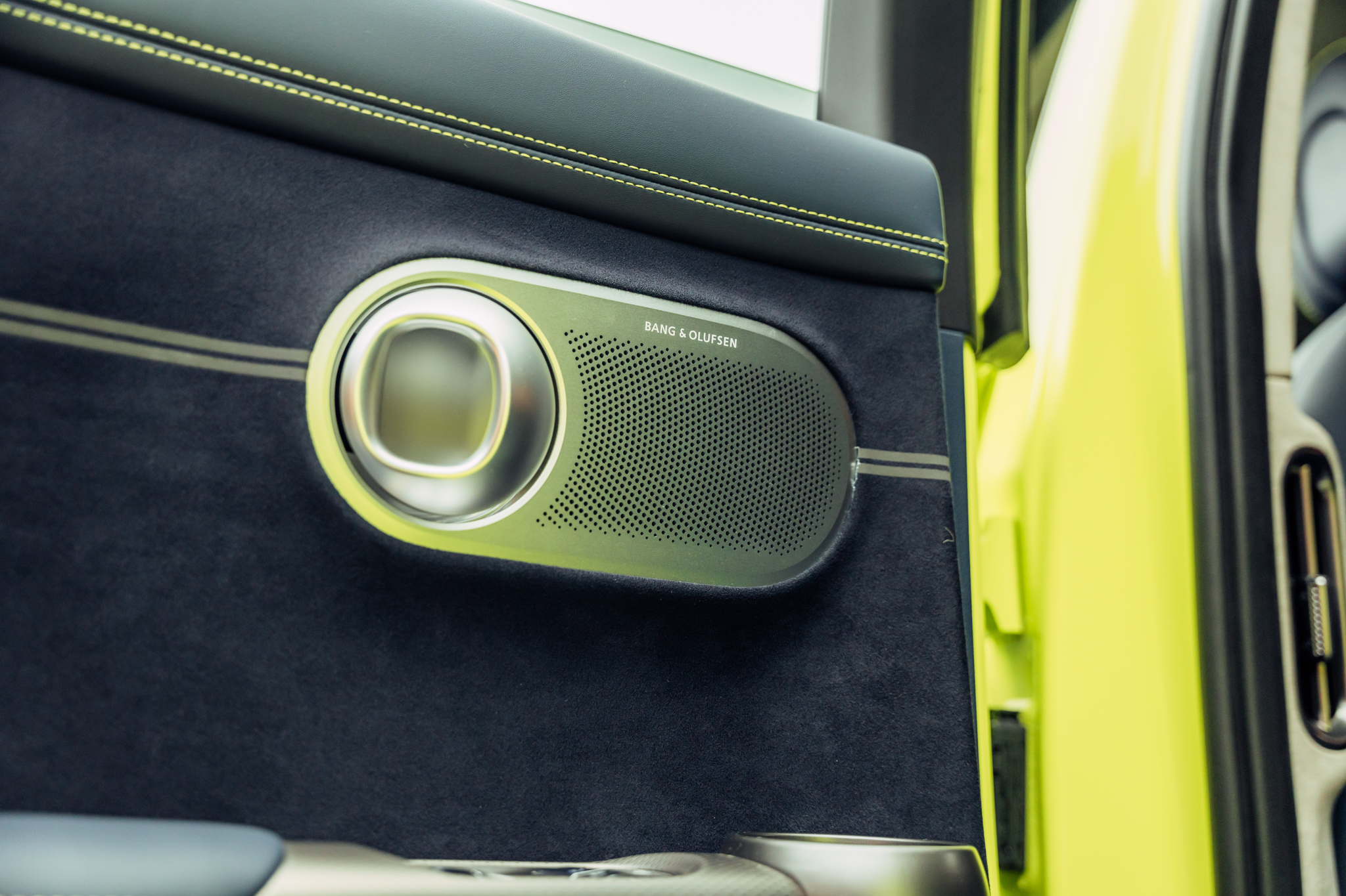 listing desktop thumbnail image 14