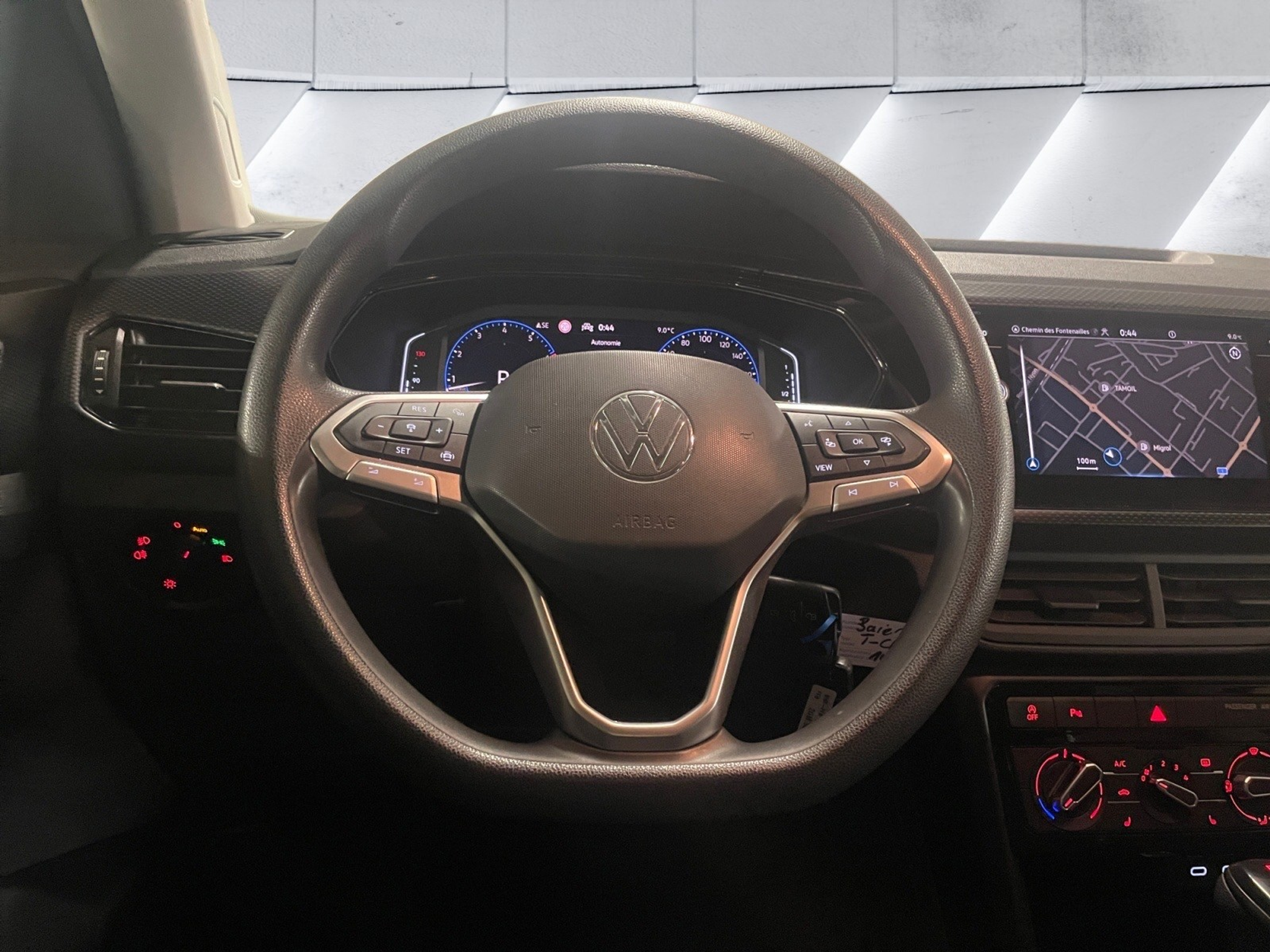 listing desktop thumbnail image 11