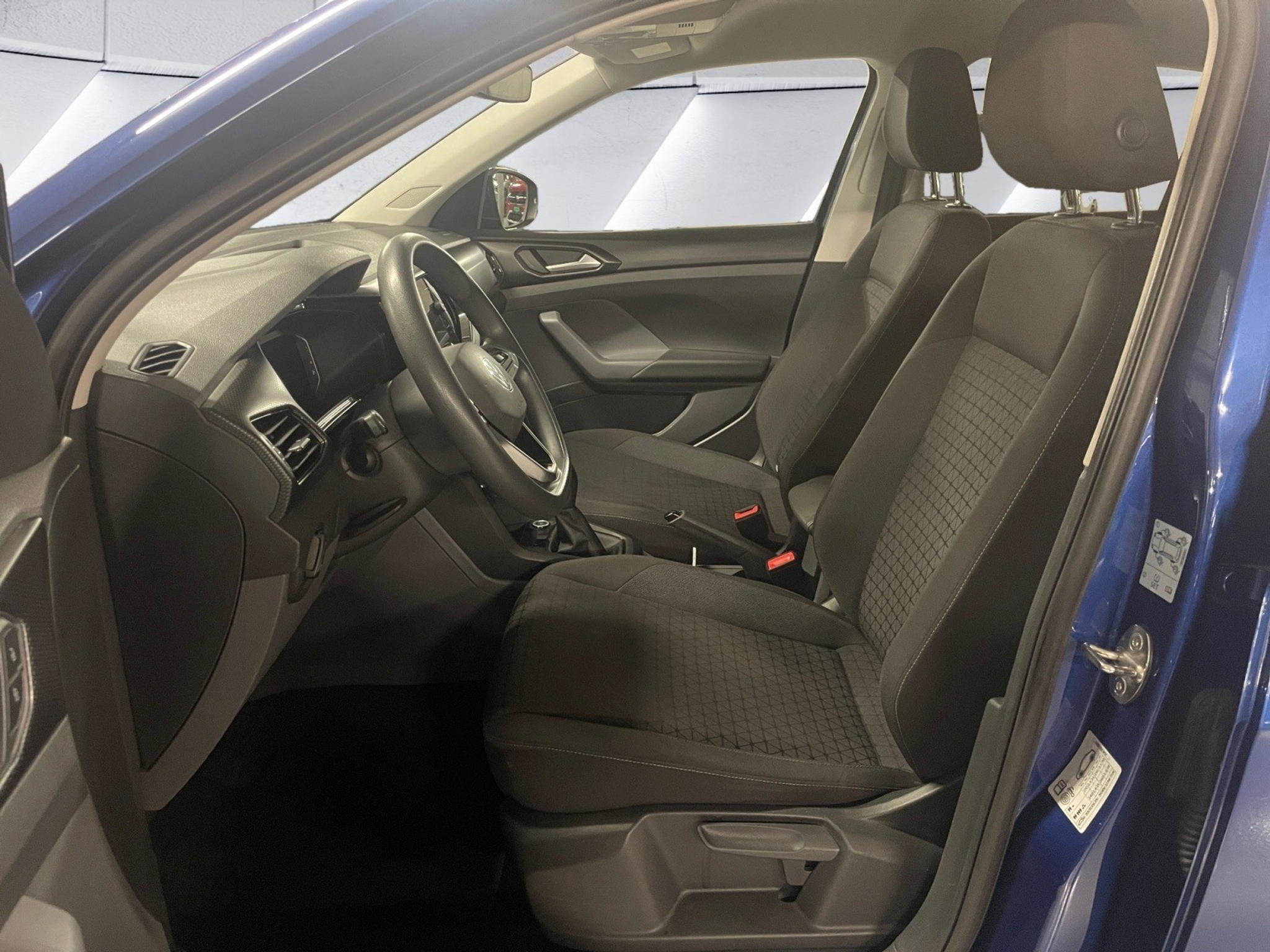 listing desktop thumbnail image 12