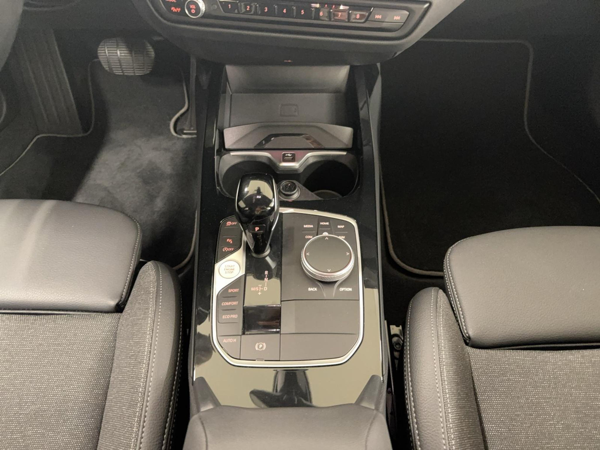 listing desktop thumbnail image 15