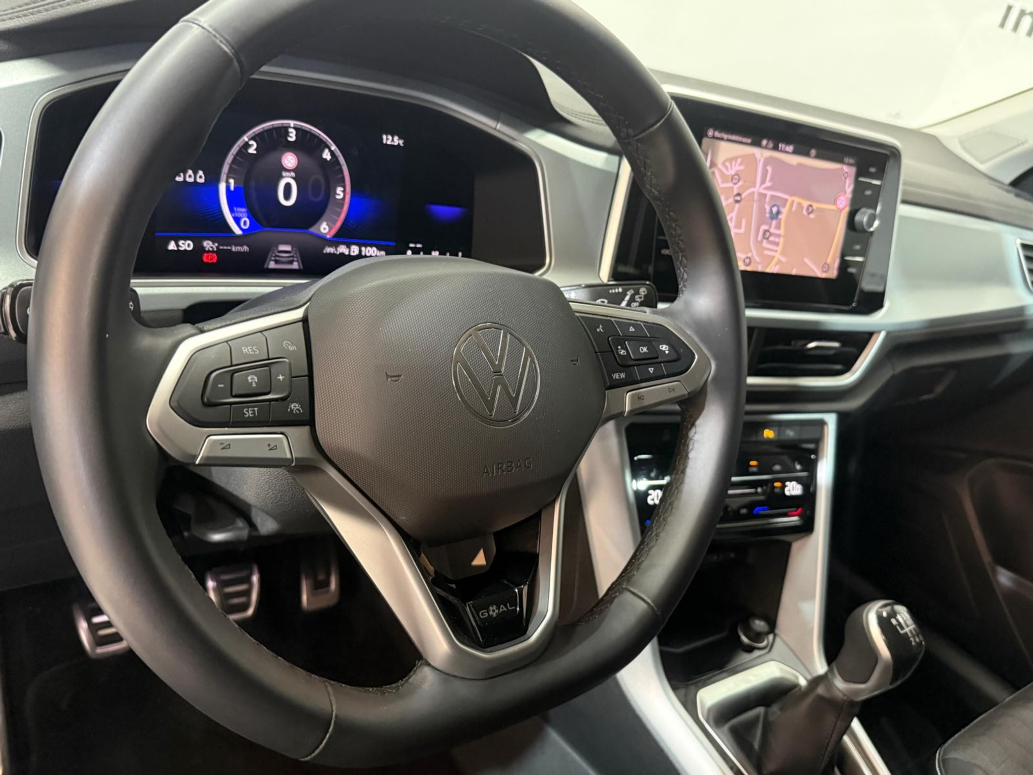 listing desktop thumbnail image 7