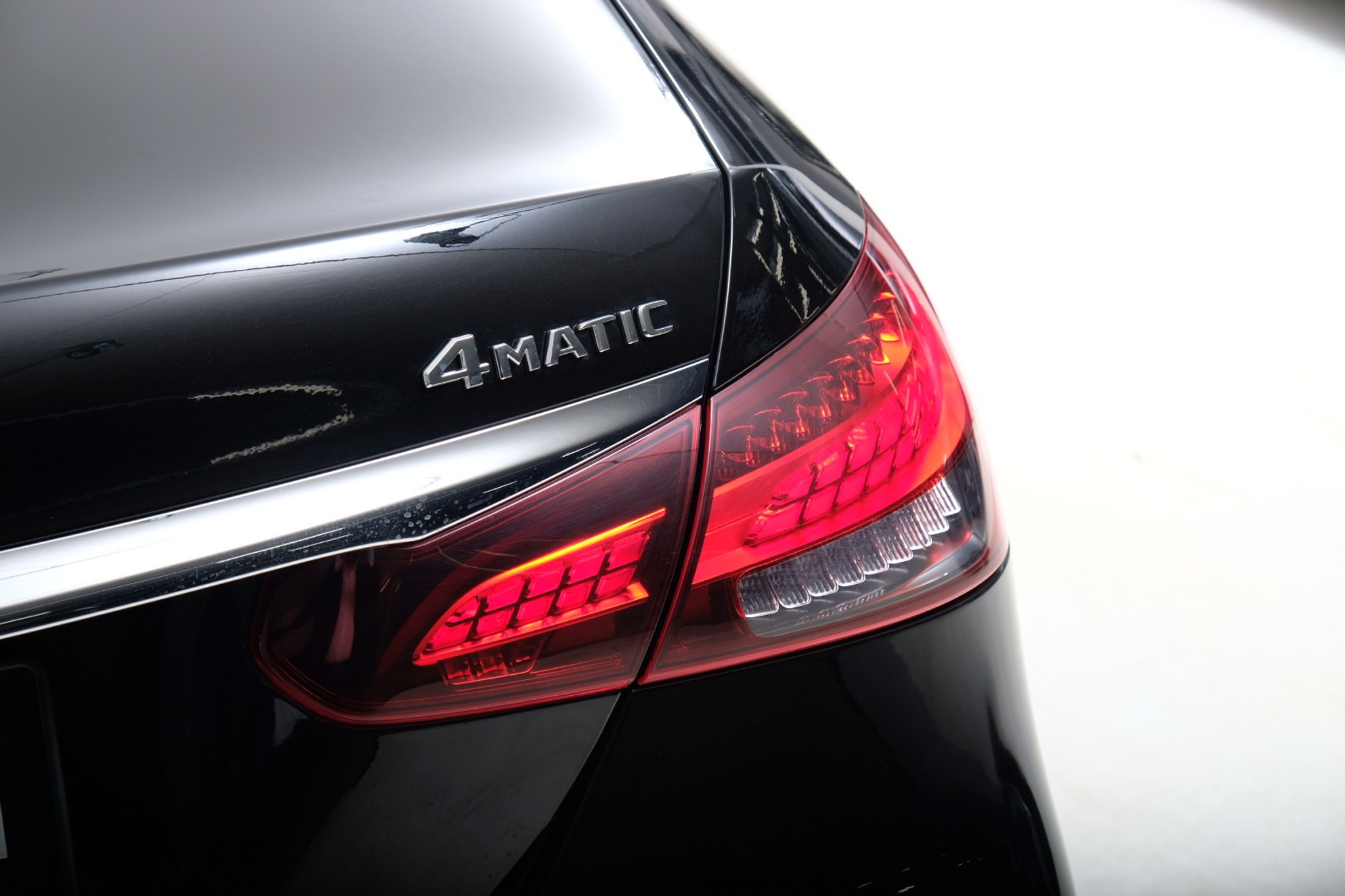 listing desktop thumbnail image 4