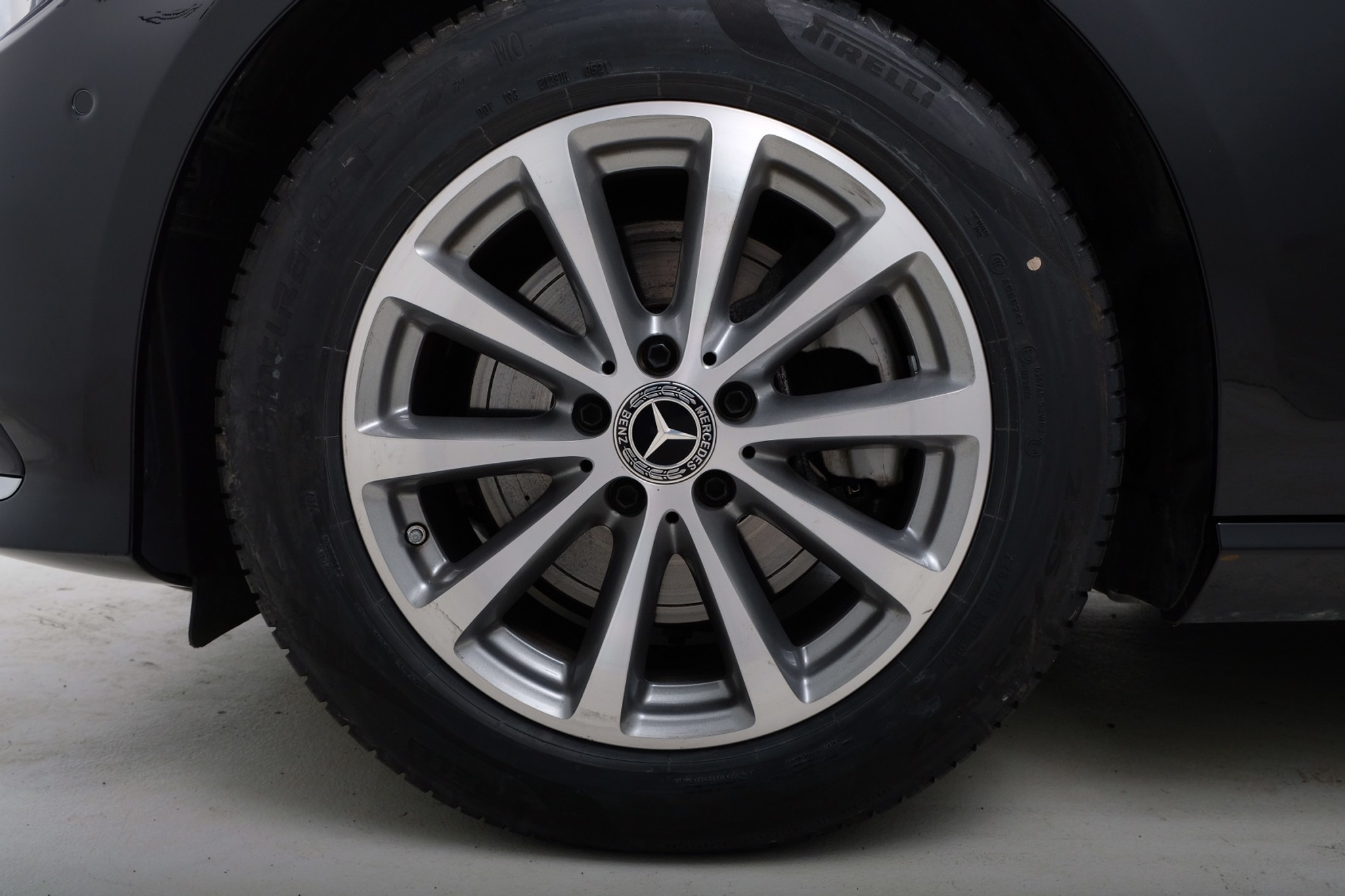 listing desktop thumbnail image 5