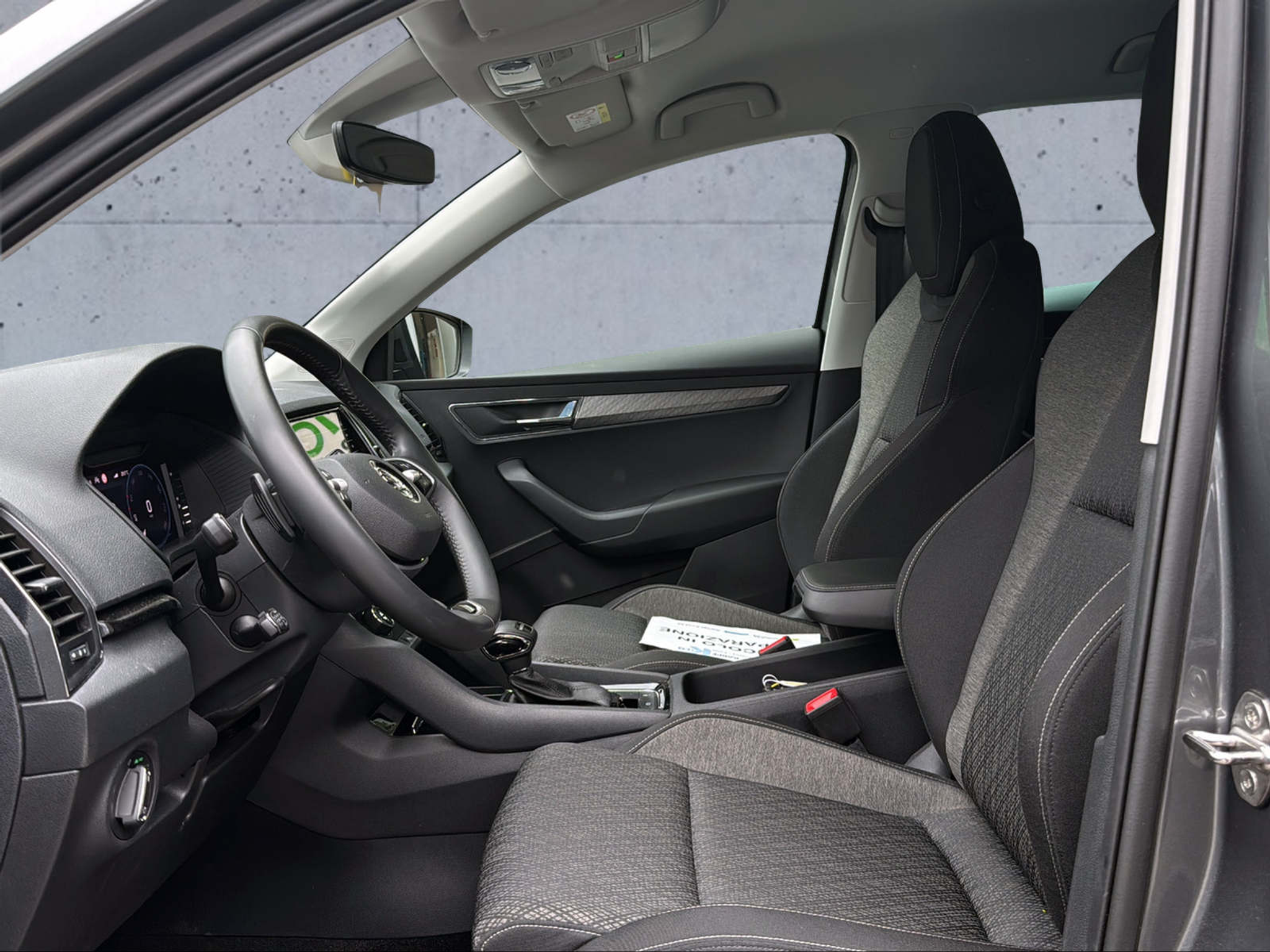 listing desktop thumbnail image 10