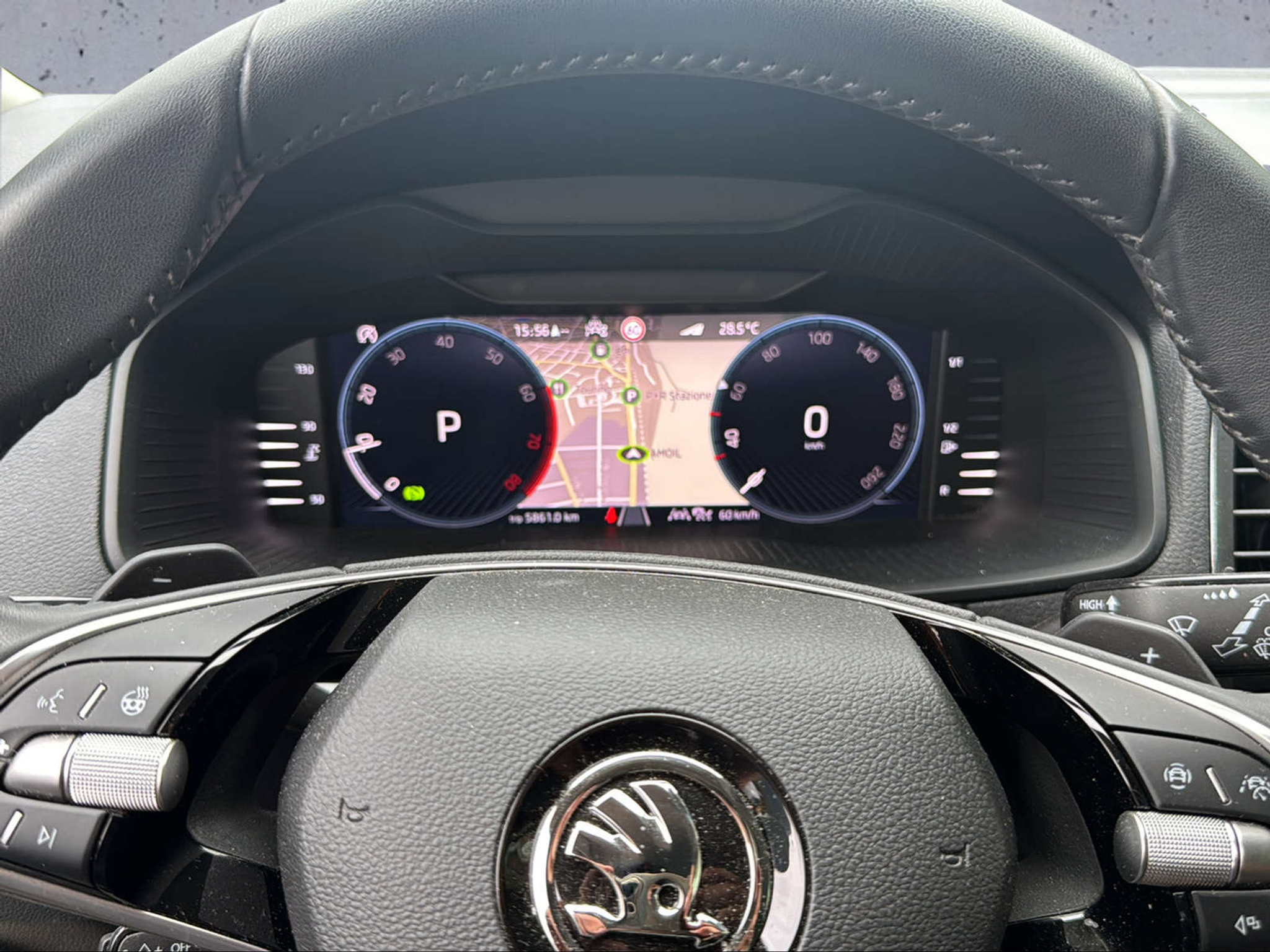 listing desktop thumbnail image 12