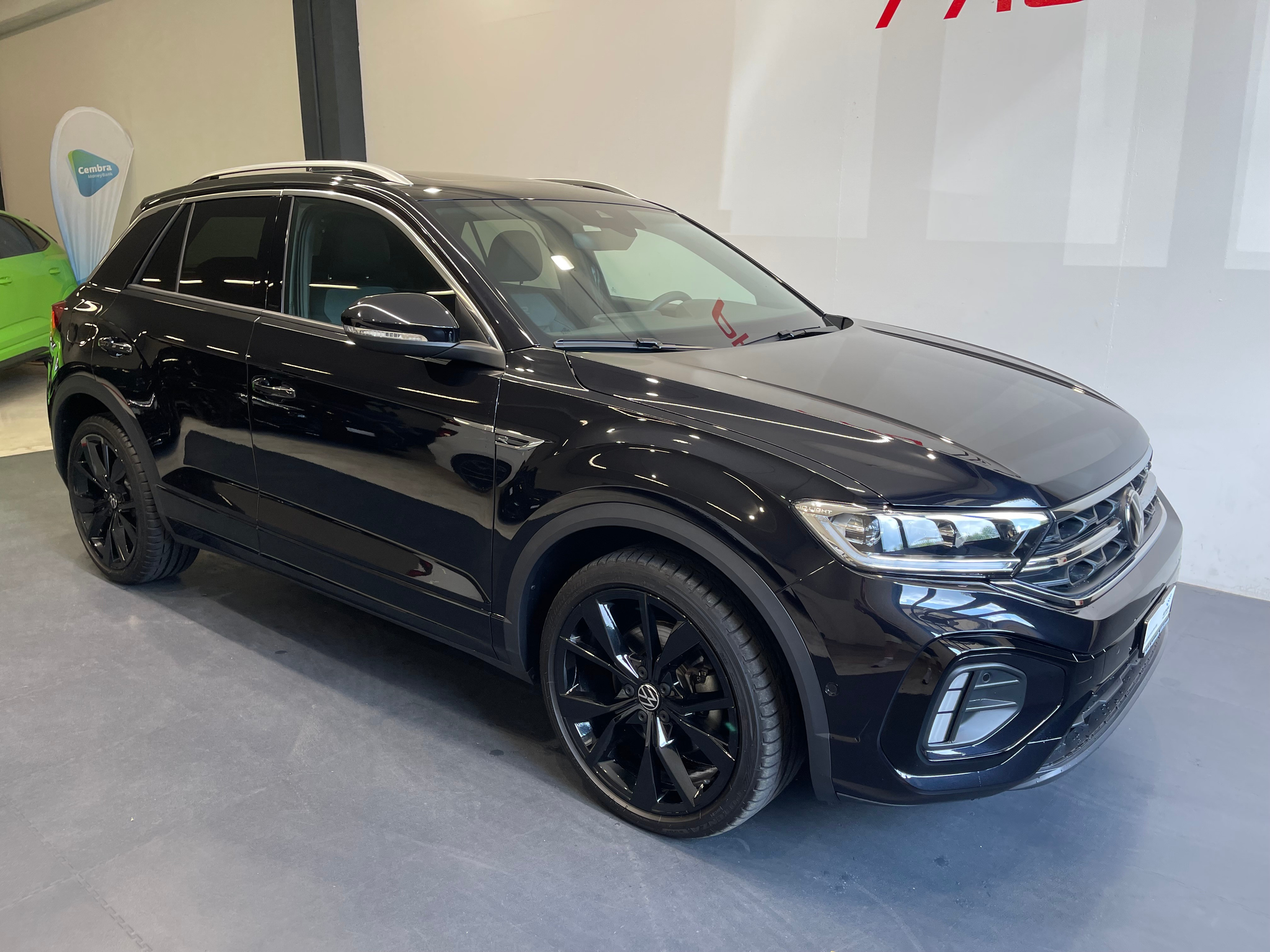 listing desktop thumbnail image 5