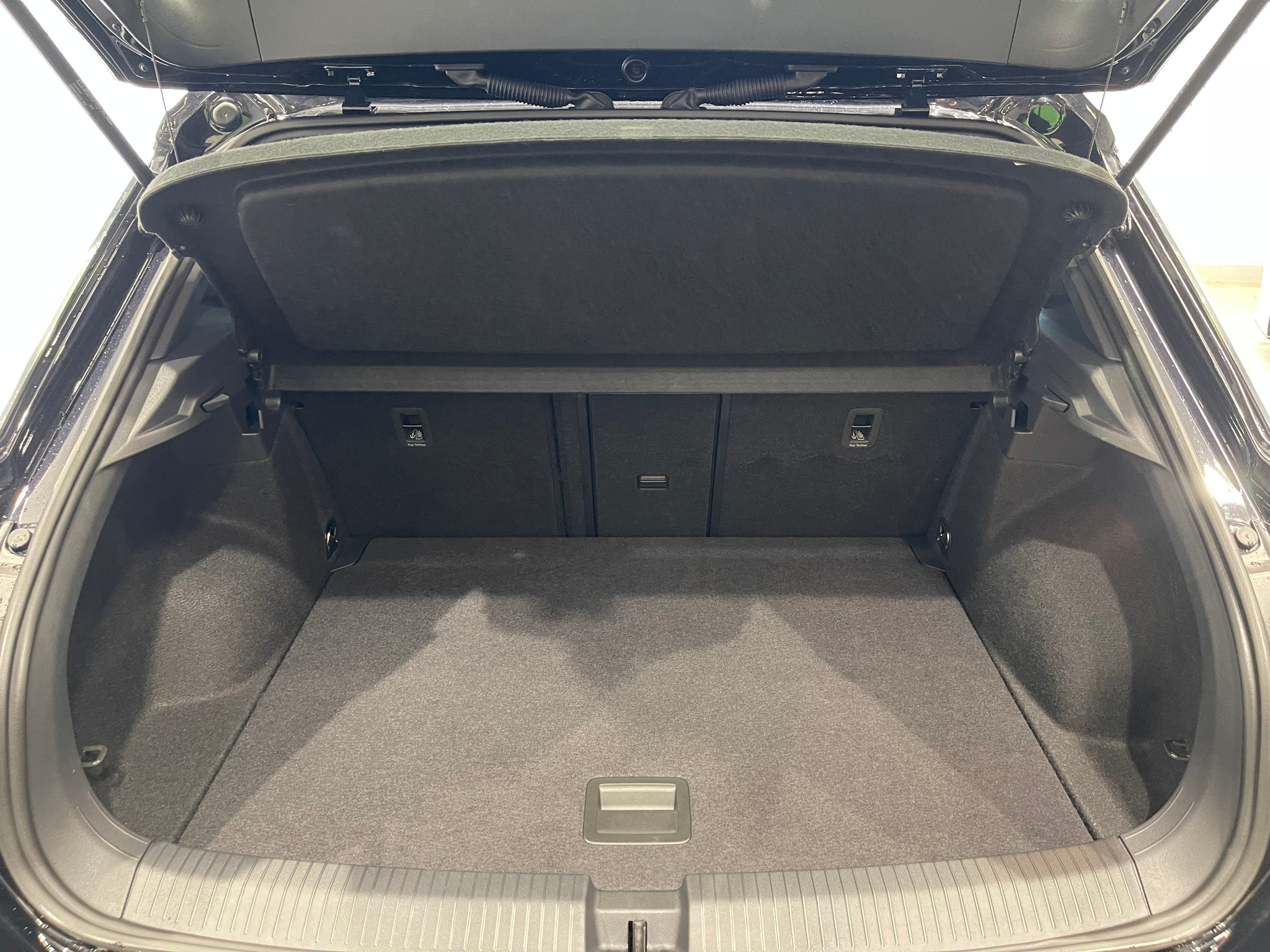 listing desktop thumbnail image 23