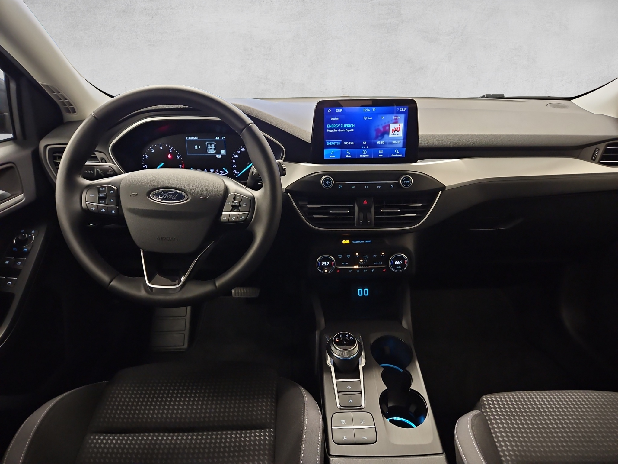 listing desktop thumbnail image 3