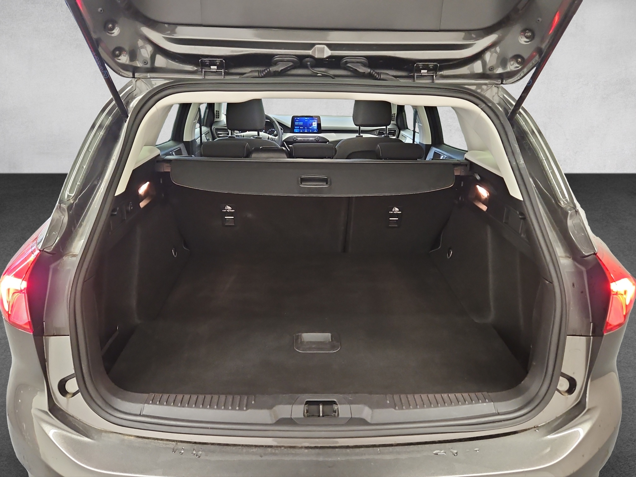 listing desktop thumbnail image 12