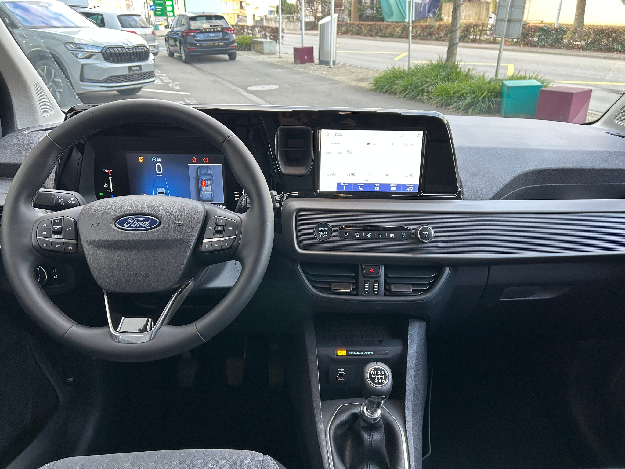 listing desktop thumbnail image 8