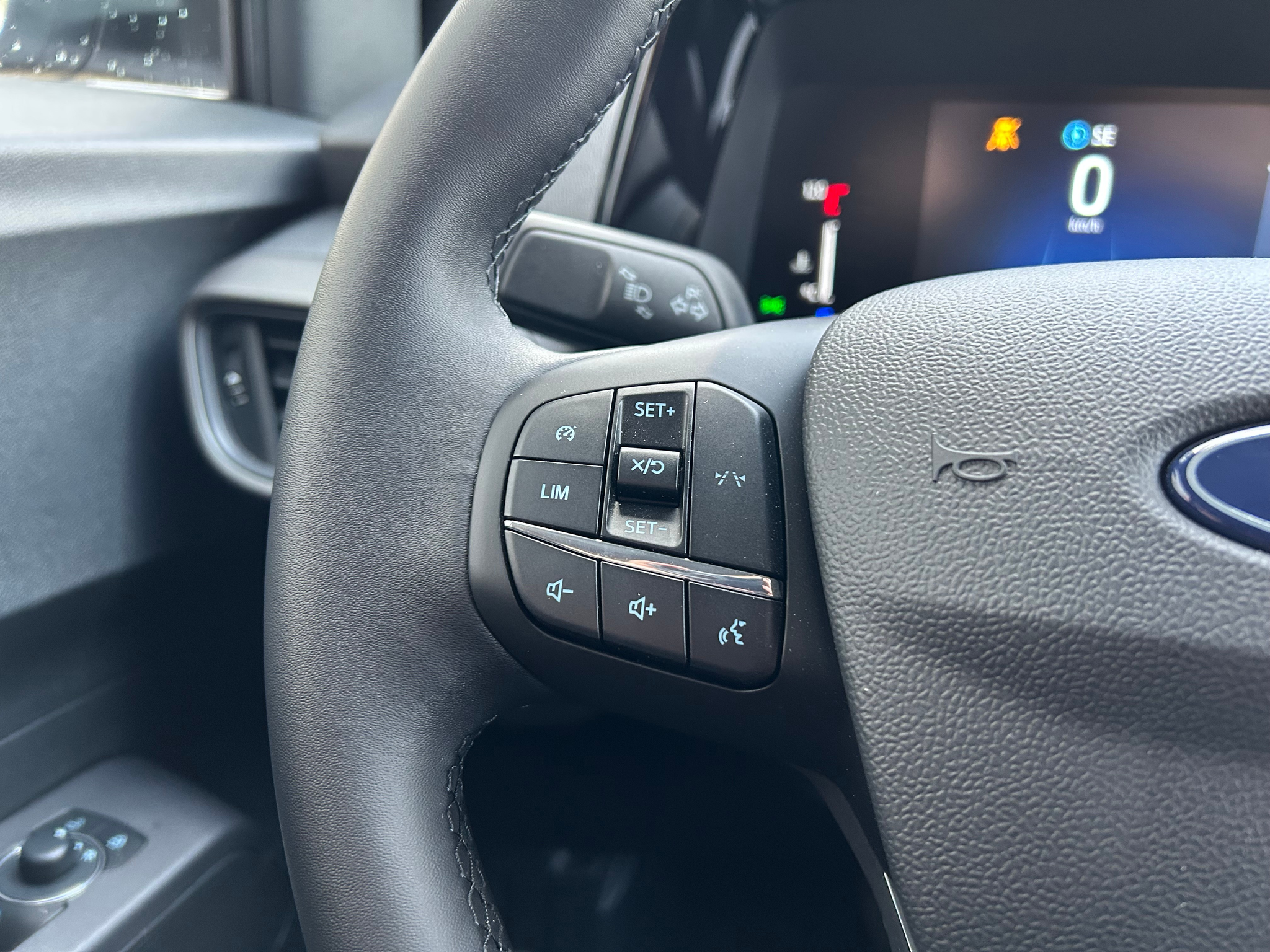 listing desktop thumbnail image 10