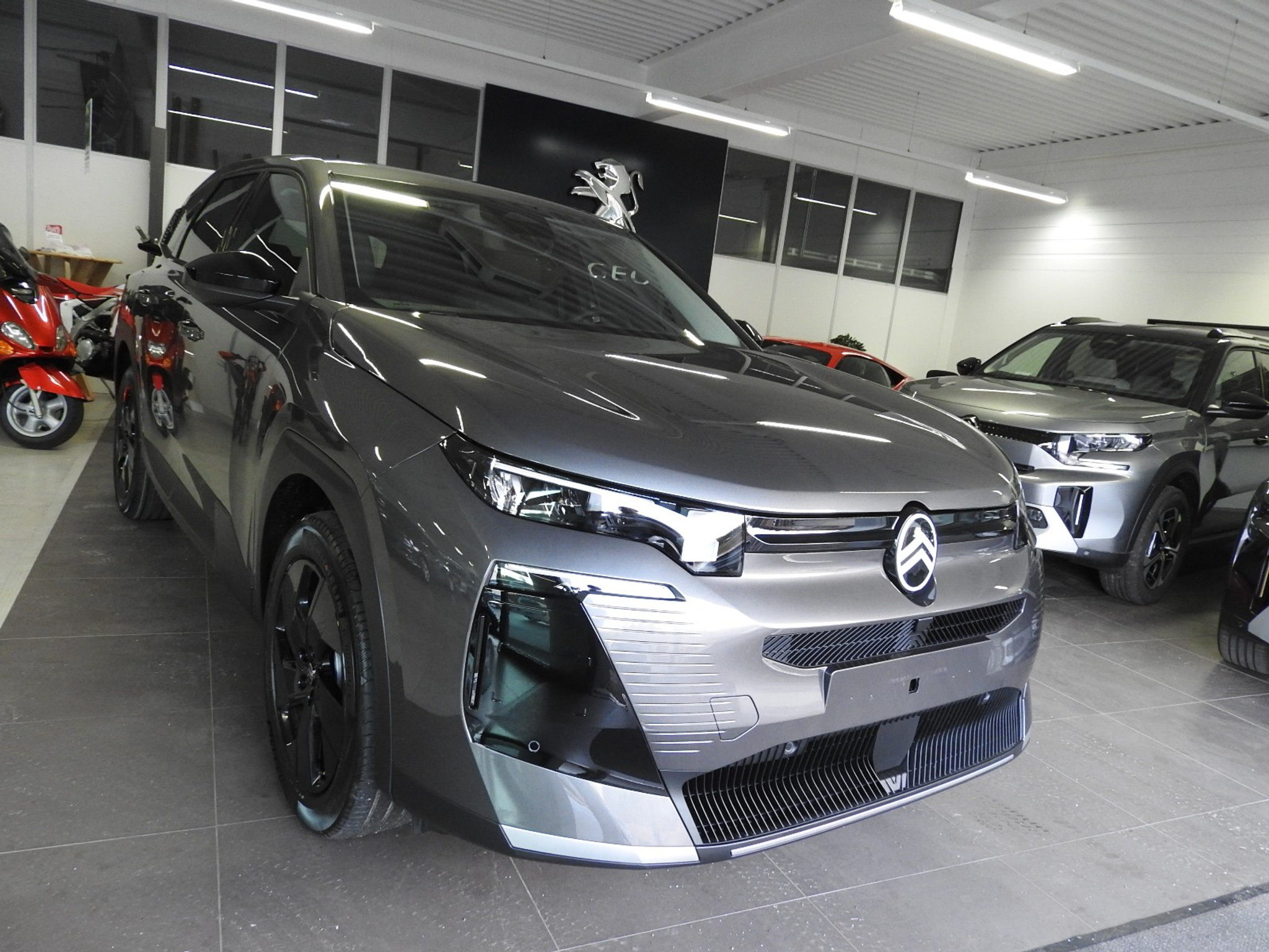 listing desktop thumbnail image 1