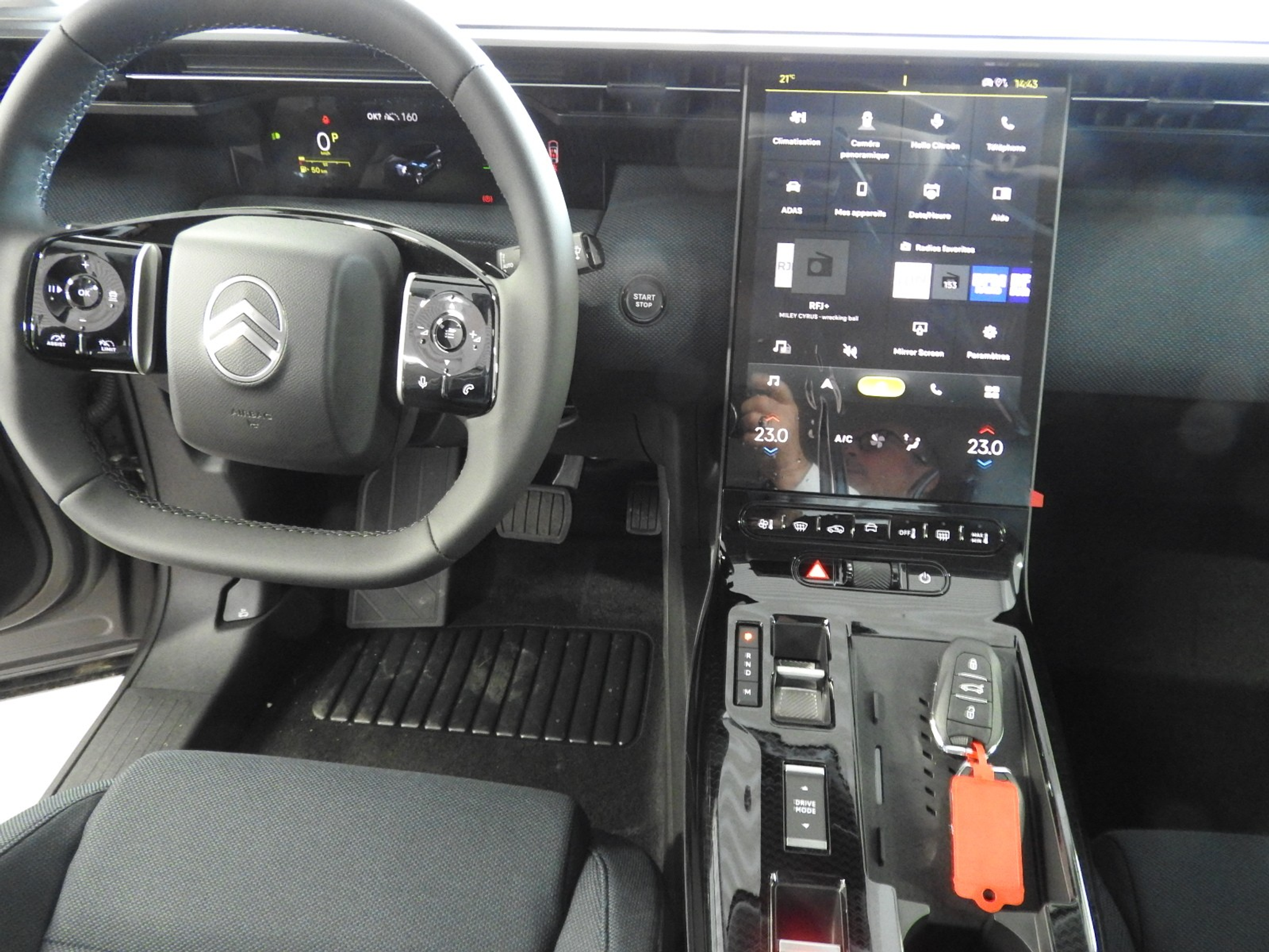 listing desktop thumbnail image 9