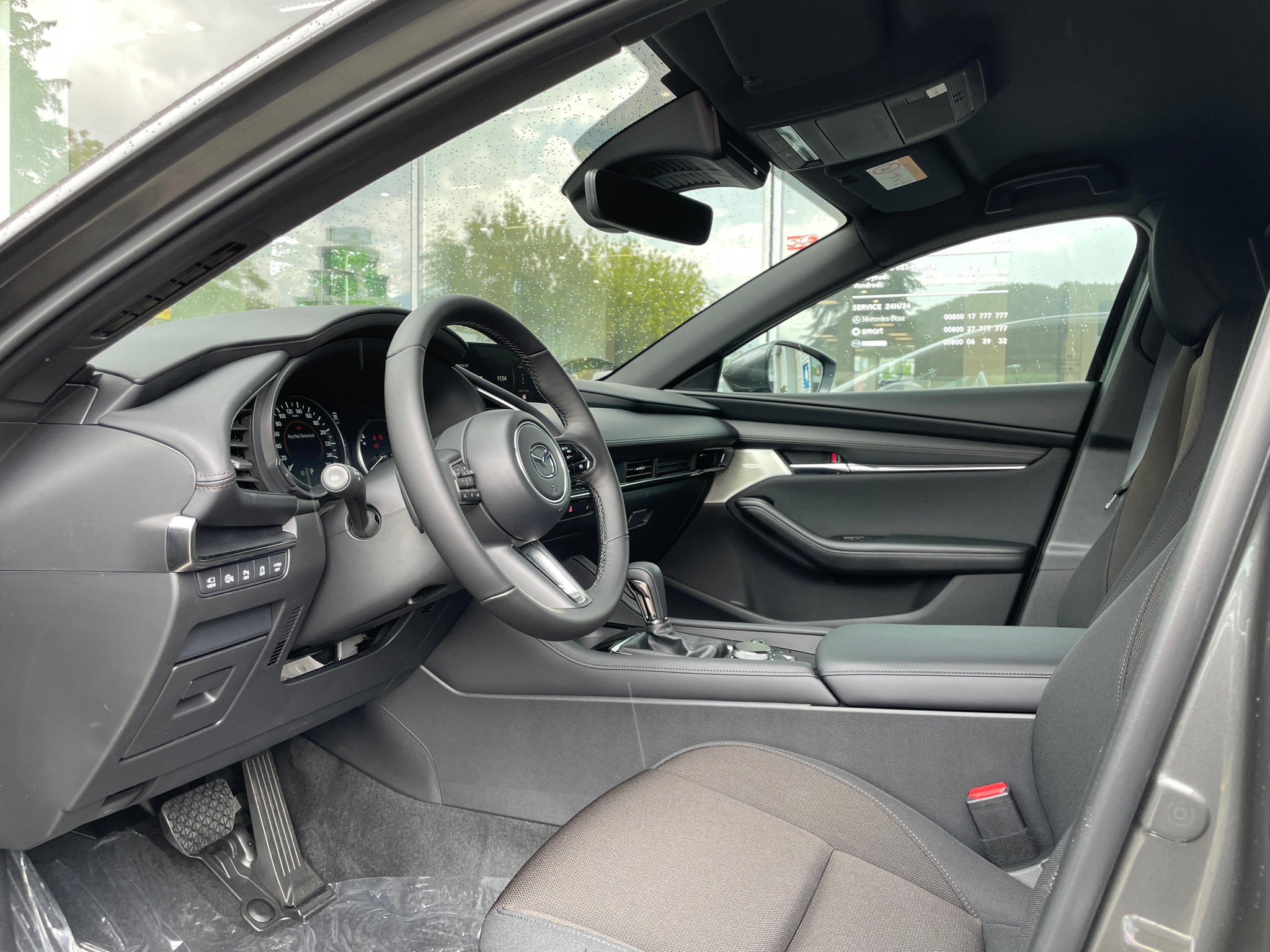 listing desktop thumbnail image 6