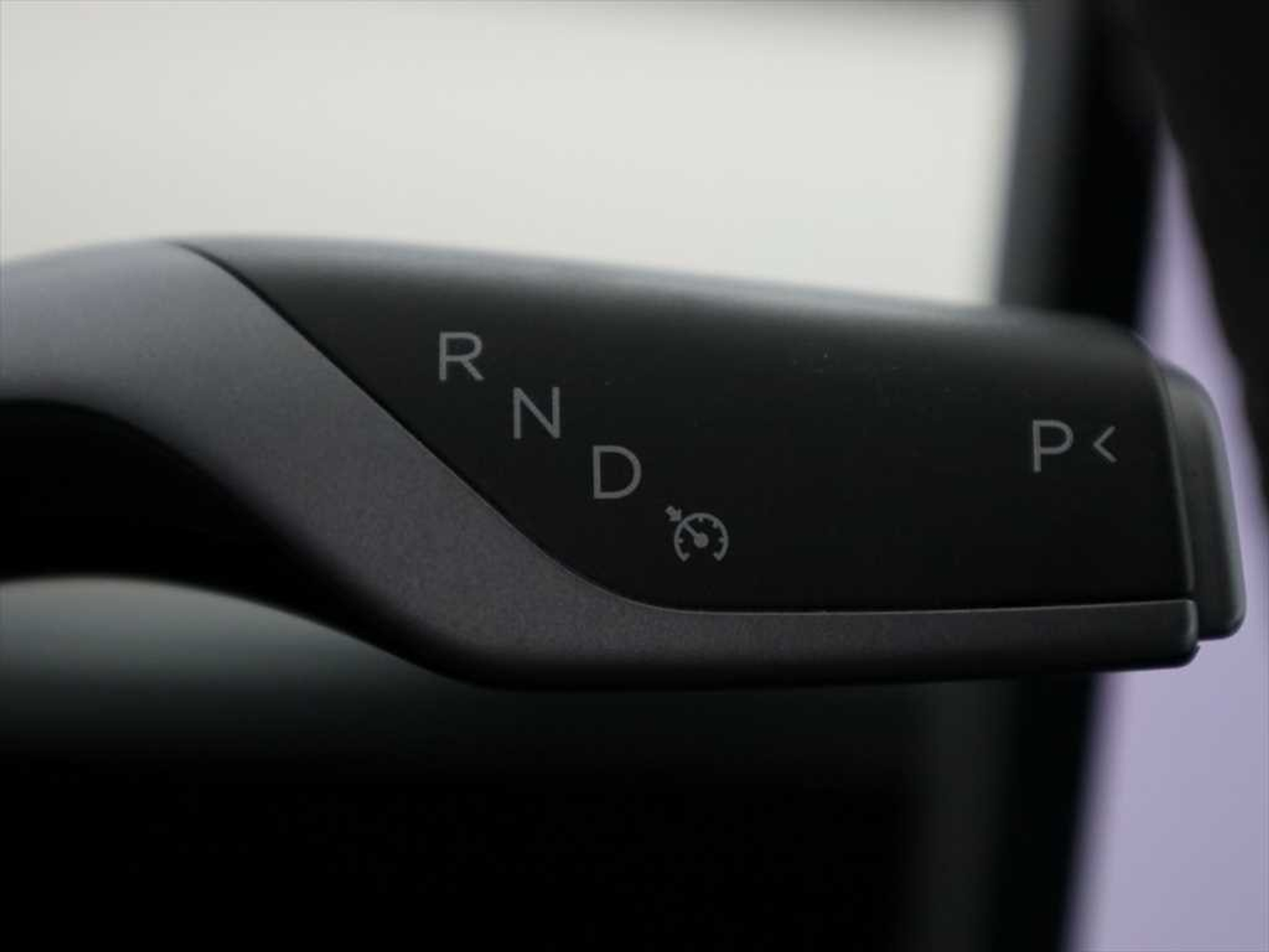 listing desktop thumbnail image 8