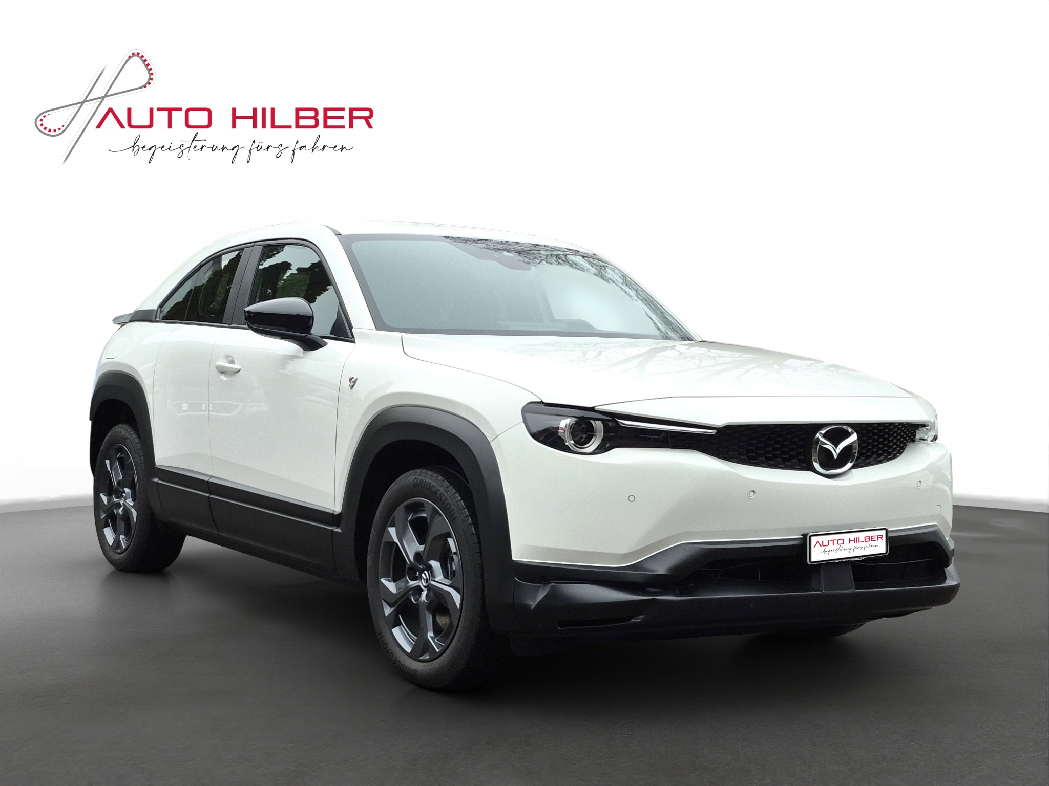 listing desktop thumbnail image 12