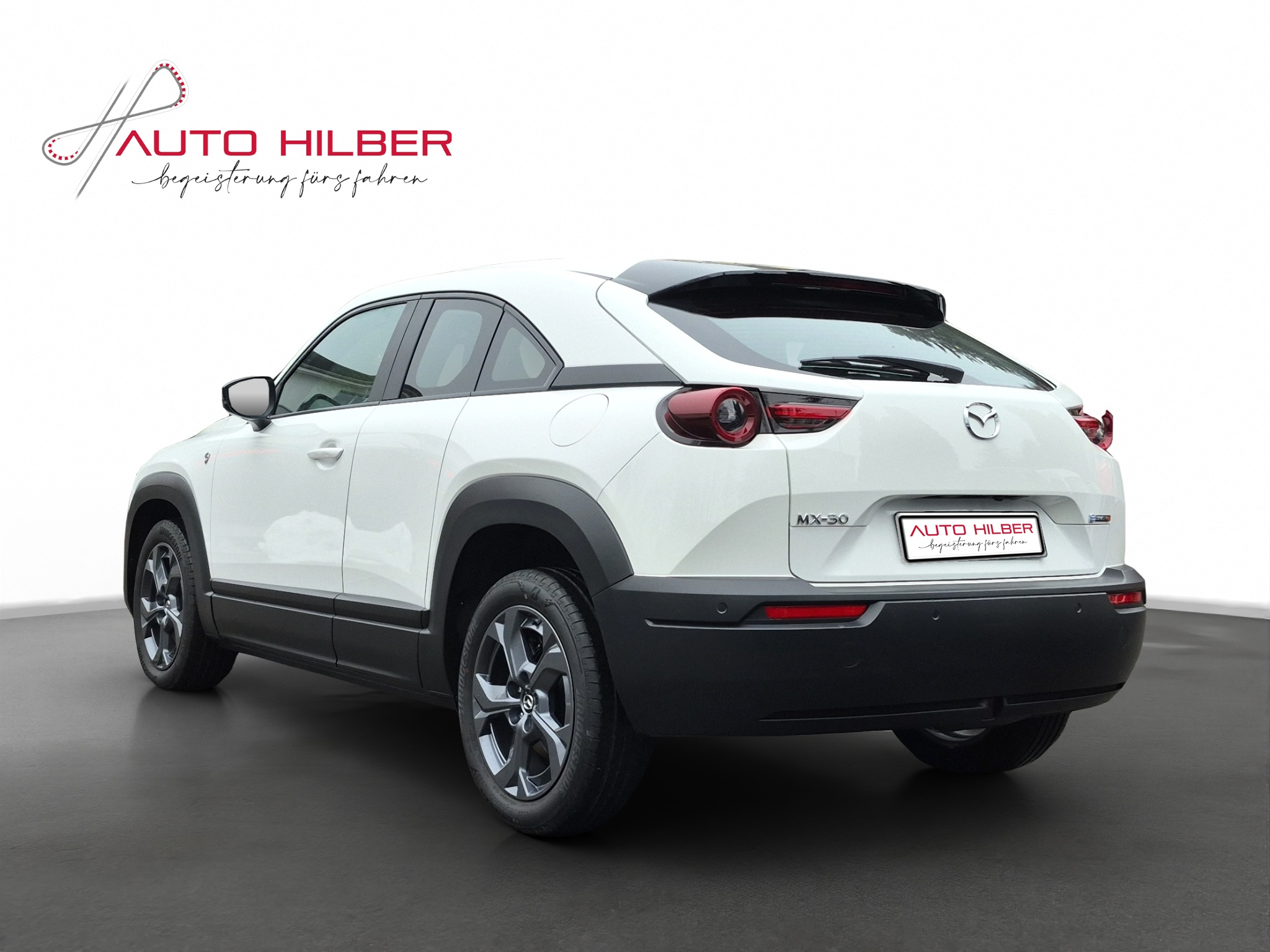 listing desktop thumbnail image 3